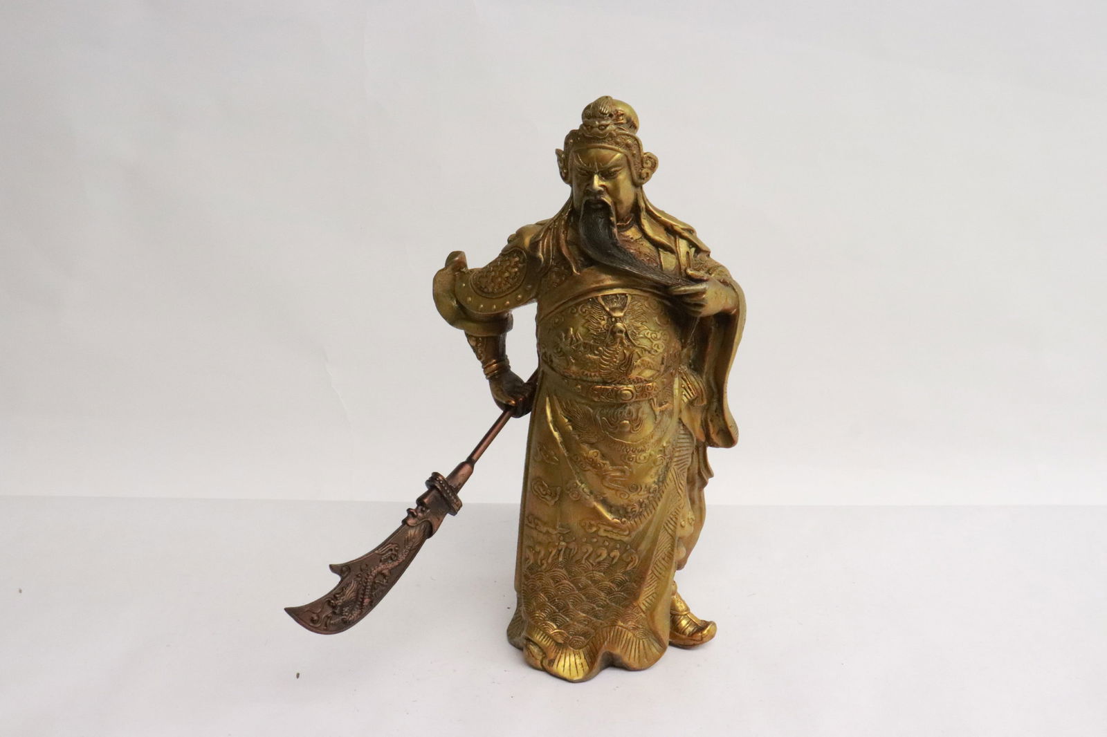 Fine gilt bronze sculpture of warrior: Fine gilt bronze sculpture of warrior, 9.25"H