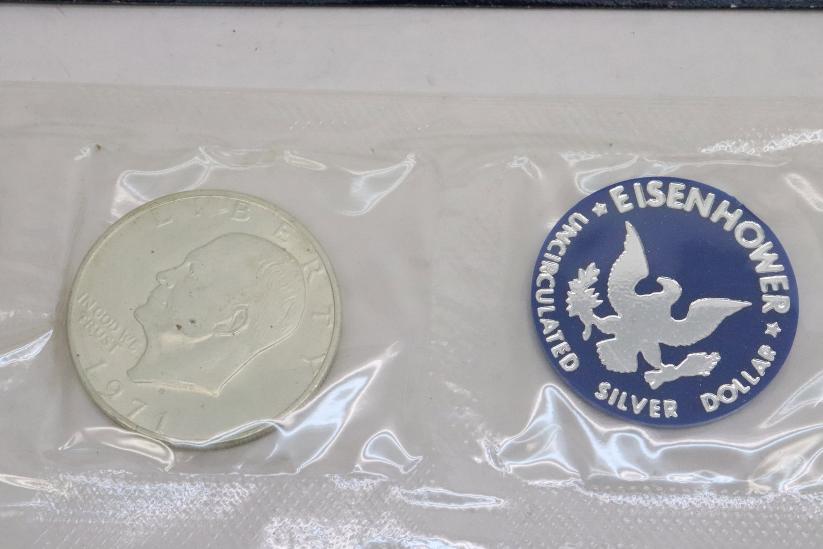 Five 1971 Eisenhower silver dollars - 4