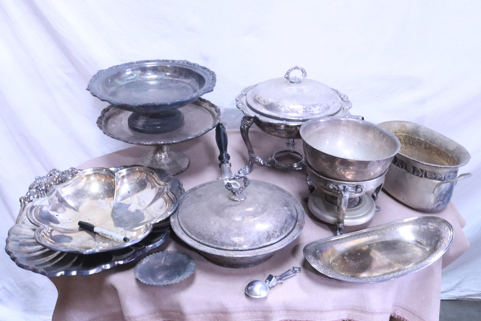 Large lot of silverplate items: Large lot of silverplate items, 1.35"x4.4"dia - 2.8"x16.3"x15"