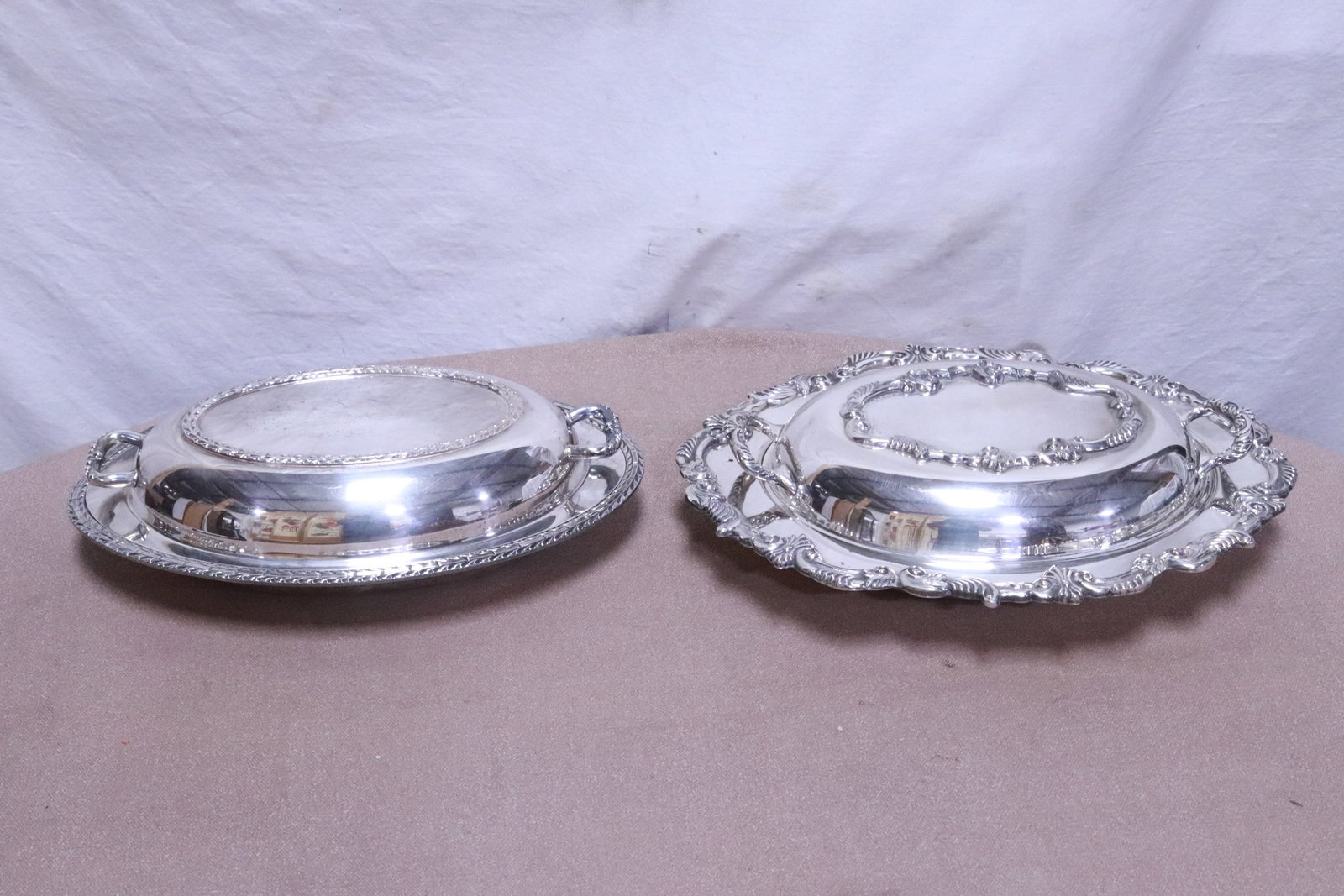 2 vintage silverplate covered meat dish (1 of 9)
