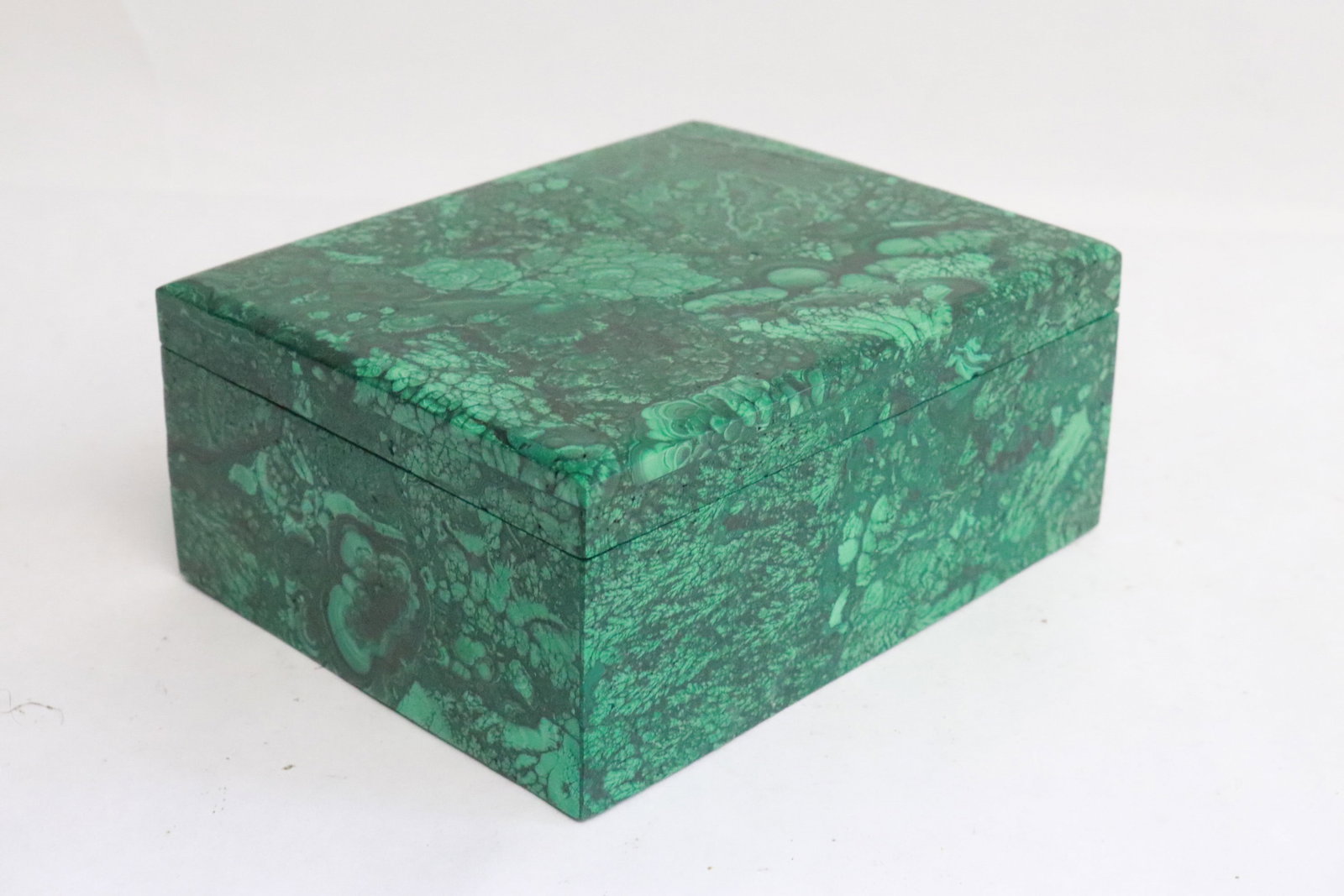 A malachite box - 2