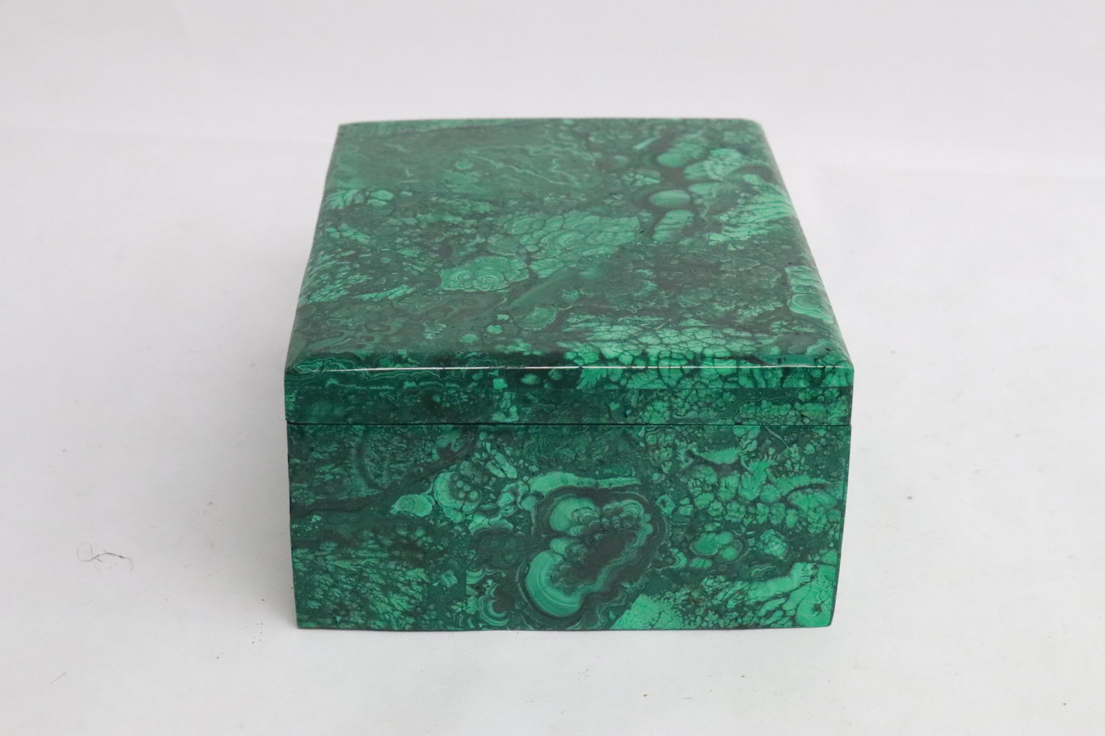 A malachite box - 3