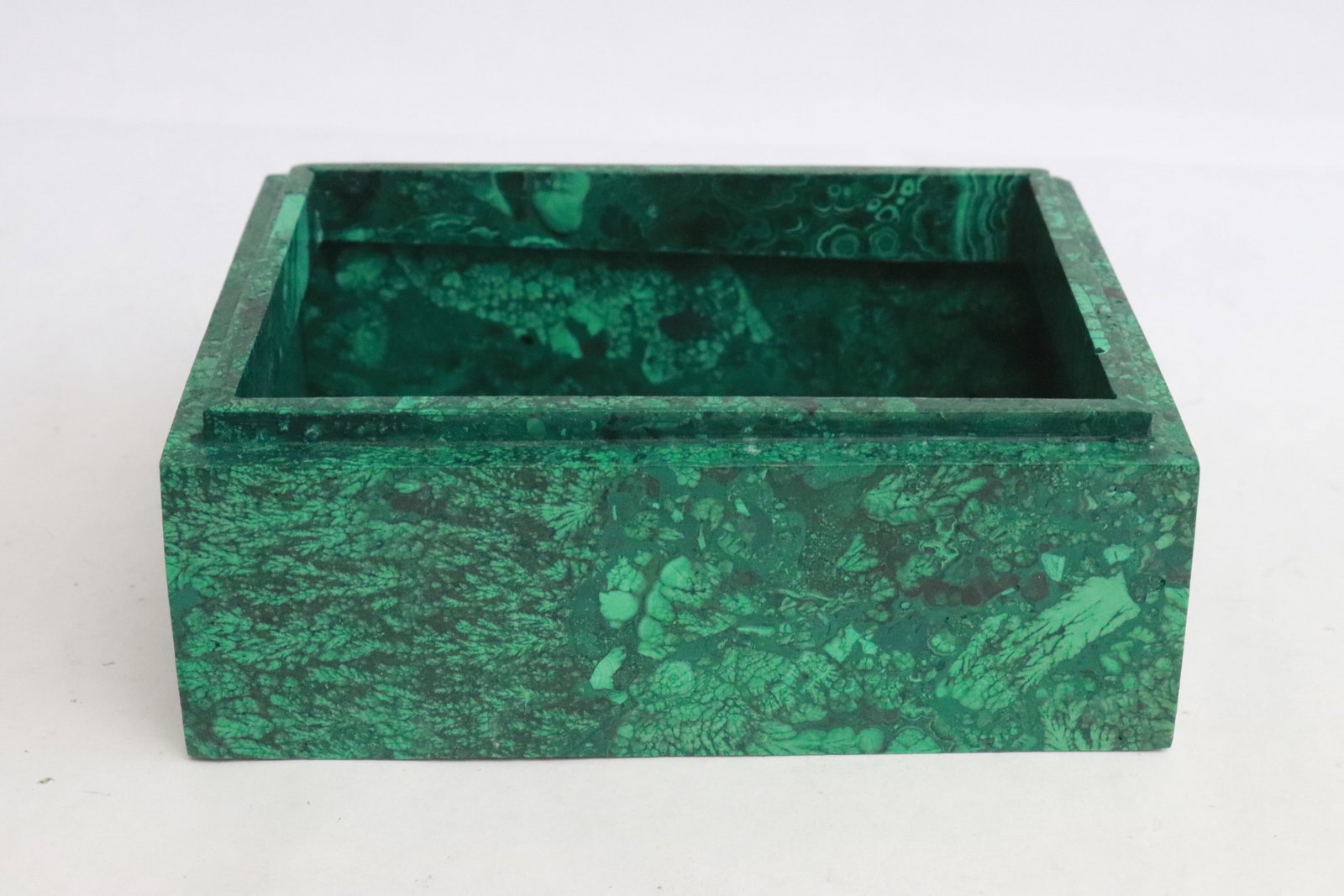 A malachite box - 5