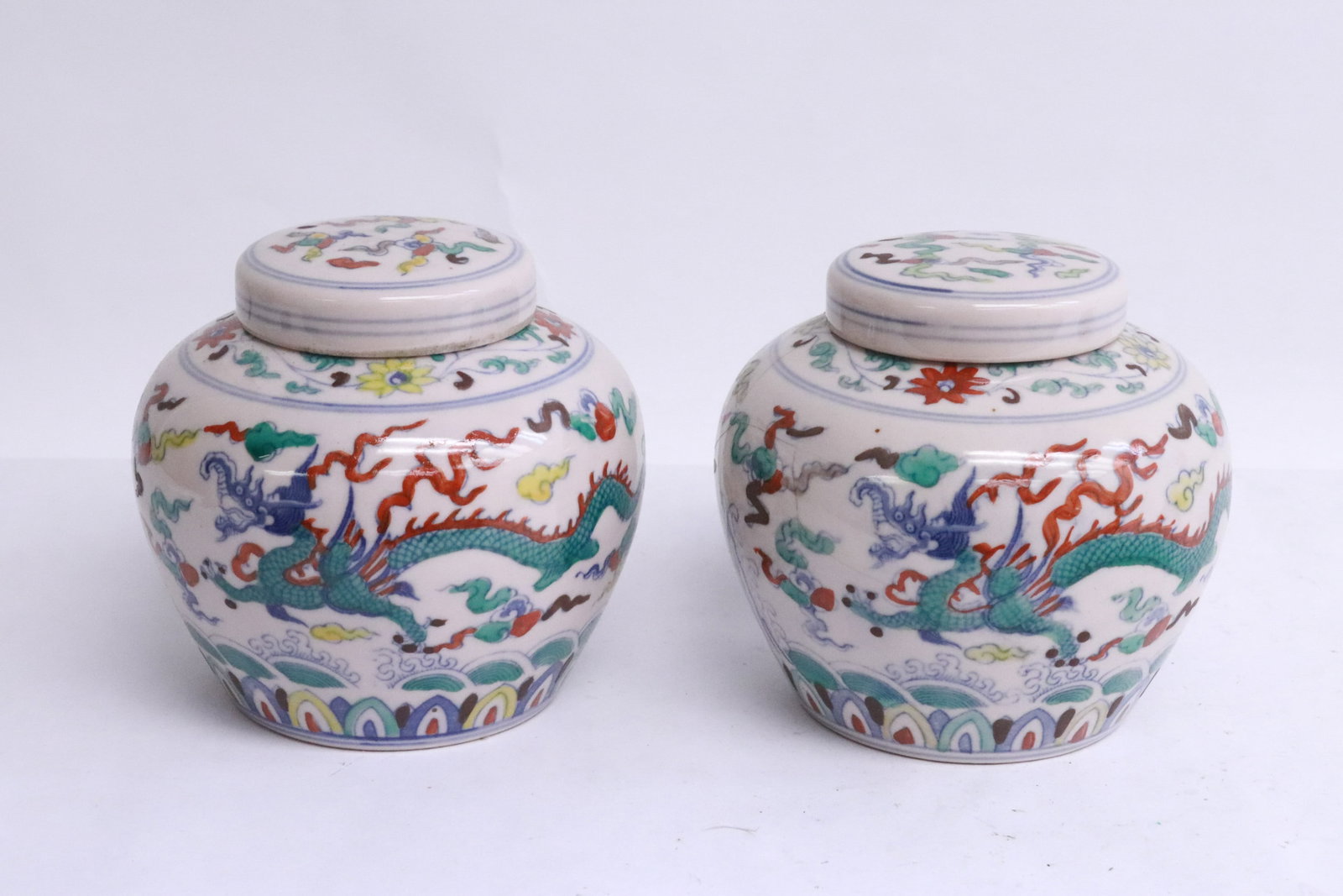 Pair Chinese doucai porcelain tea caddies (1 of 7)