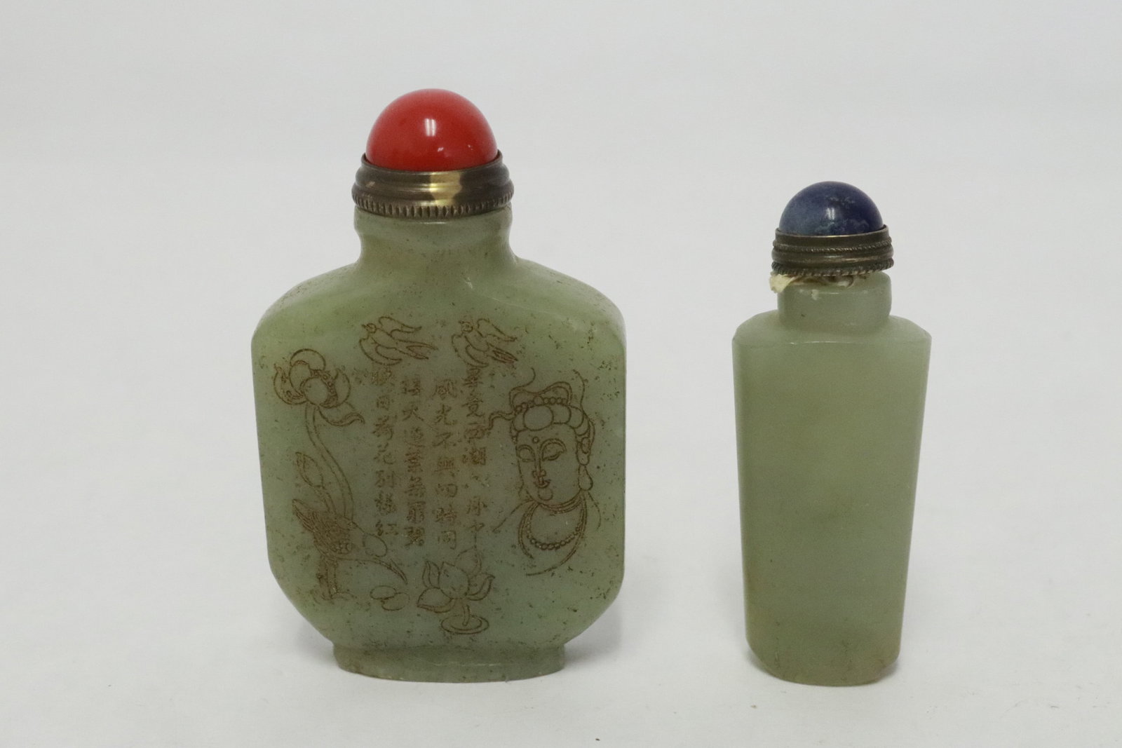 2 jade like stone snuff bottles (1 of 9)