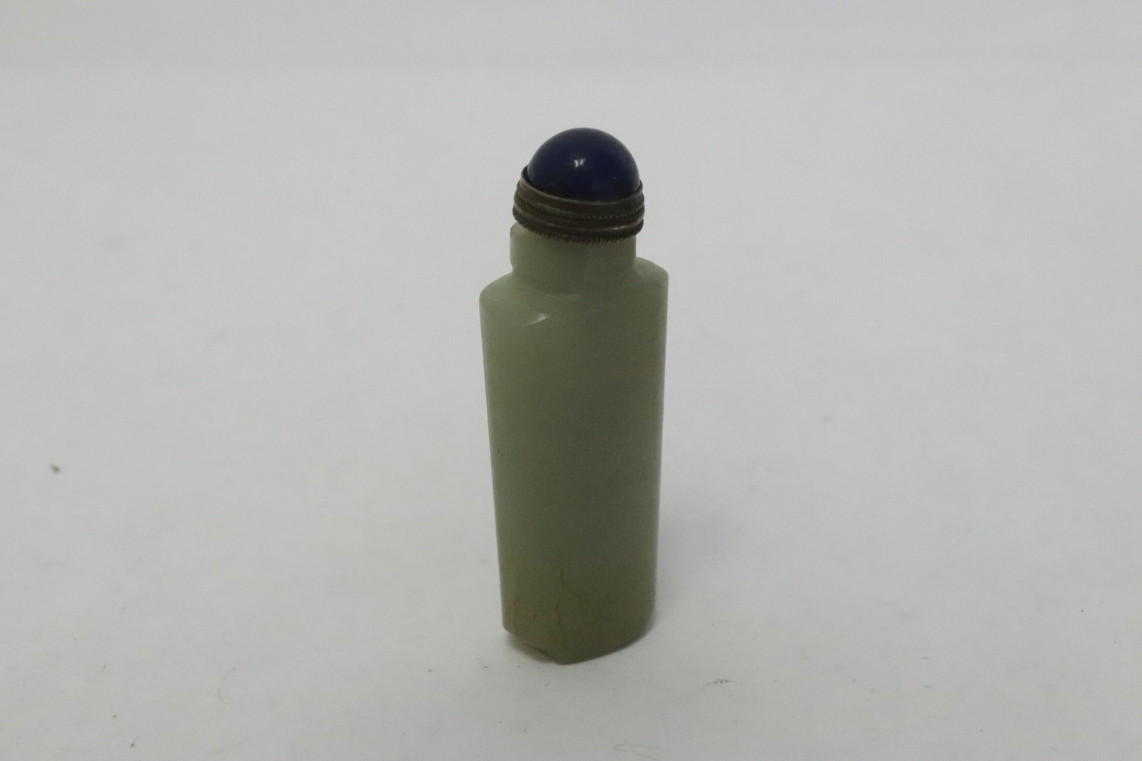 2 jade like stone snuff bottles - 3