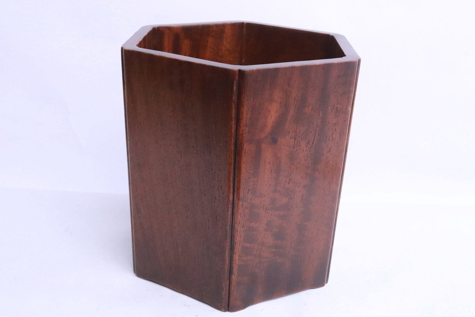 Hexagonal wood brush holder - 3