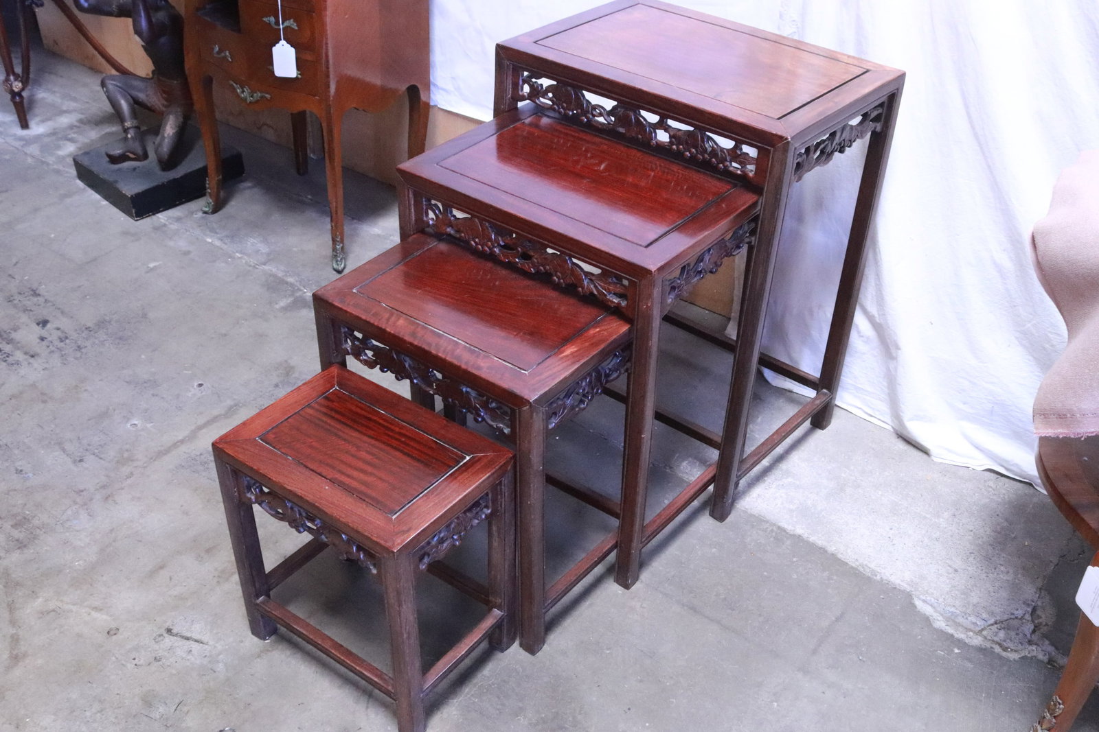 4 pieces rosewood nesting table set (1 of 8)