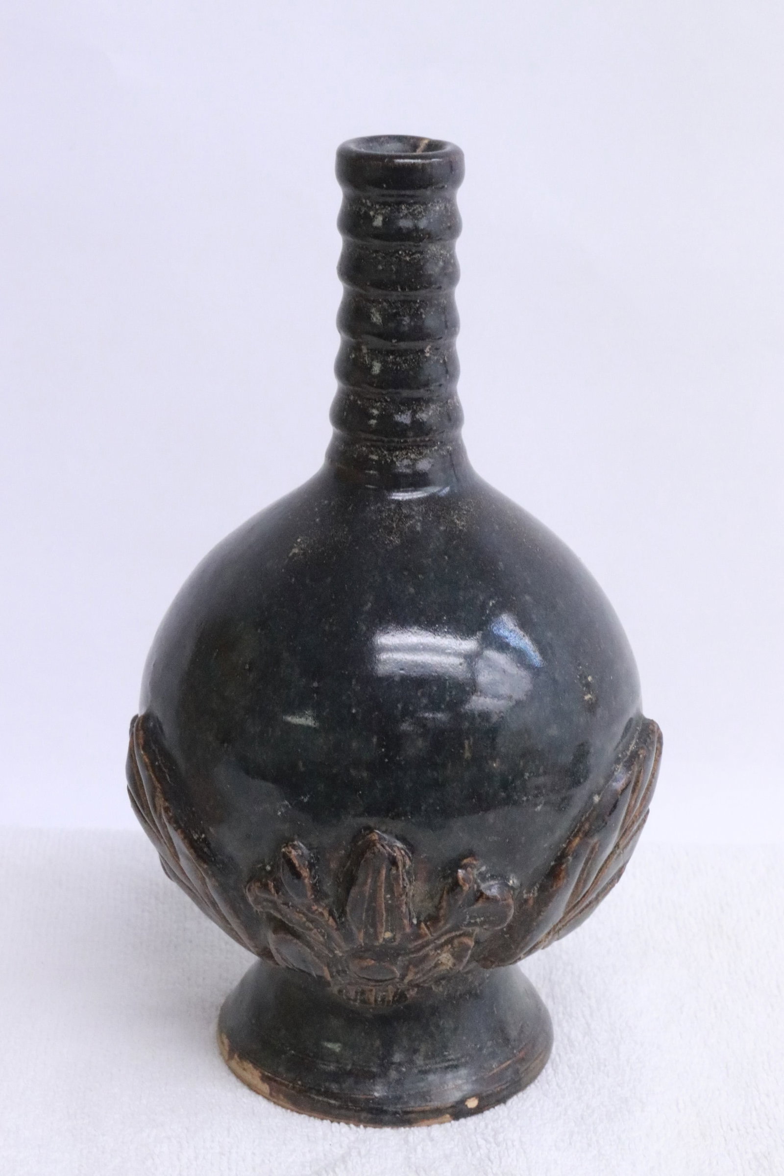 2 earthenware pieces - 2