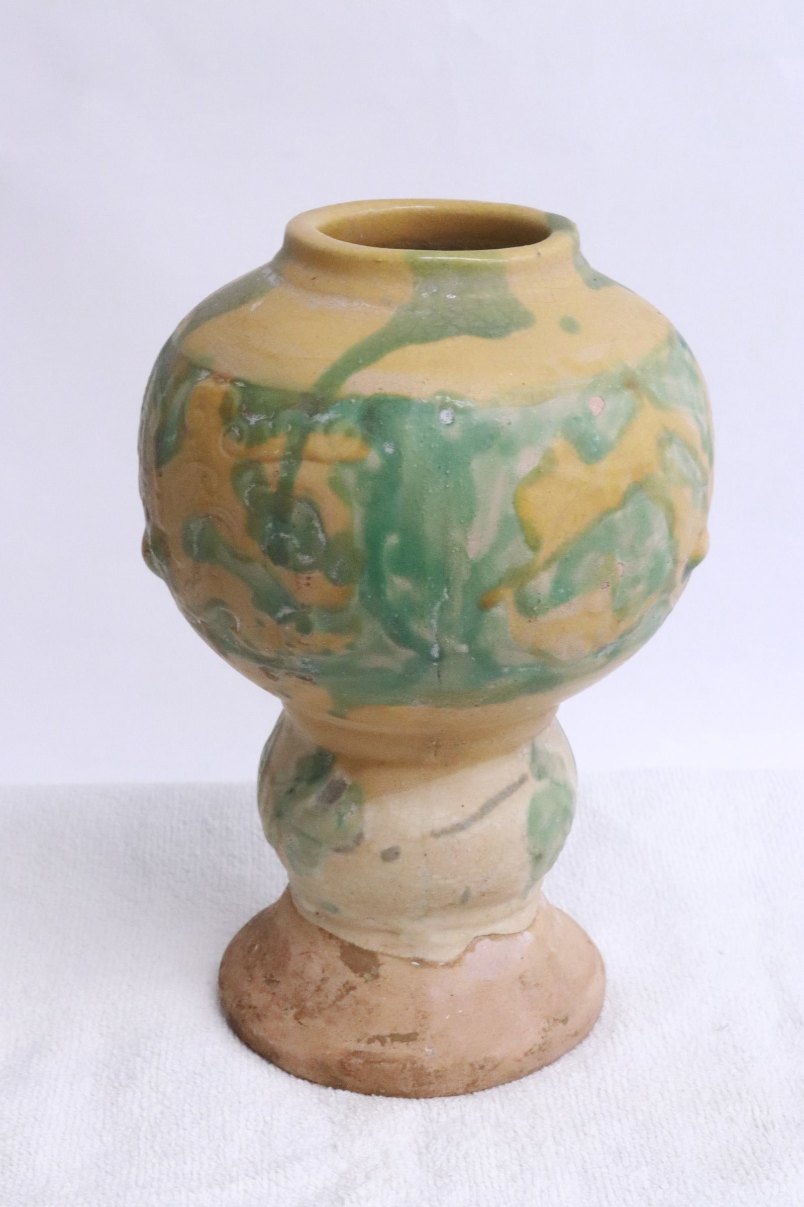 2 earthenware pieces - 5