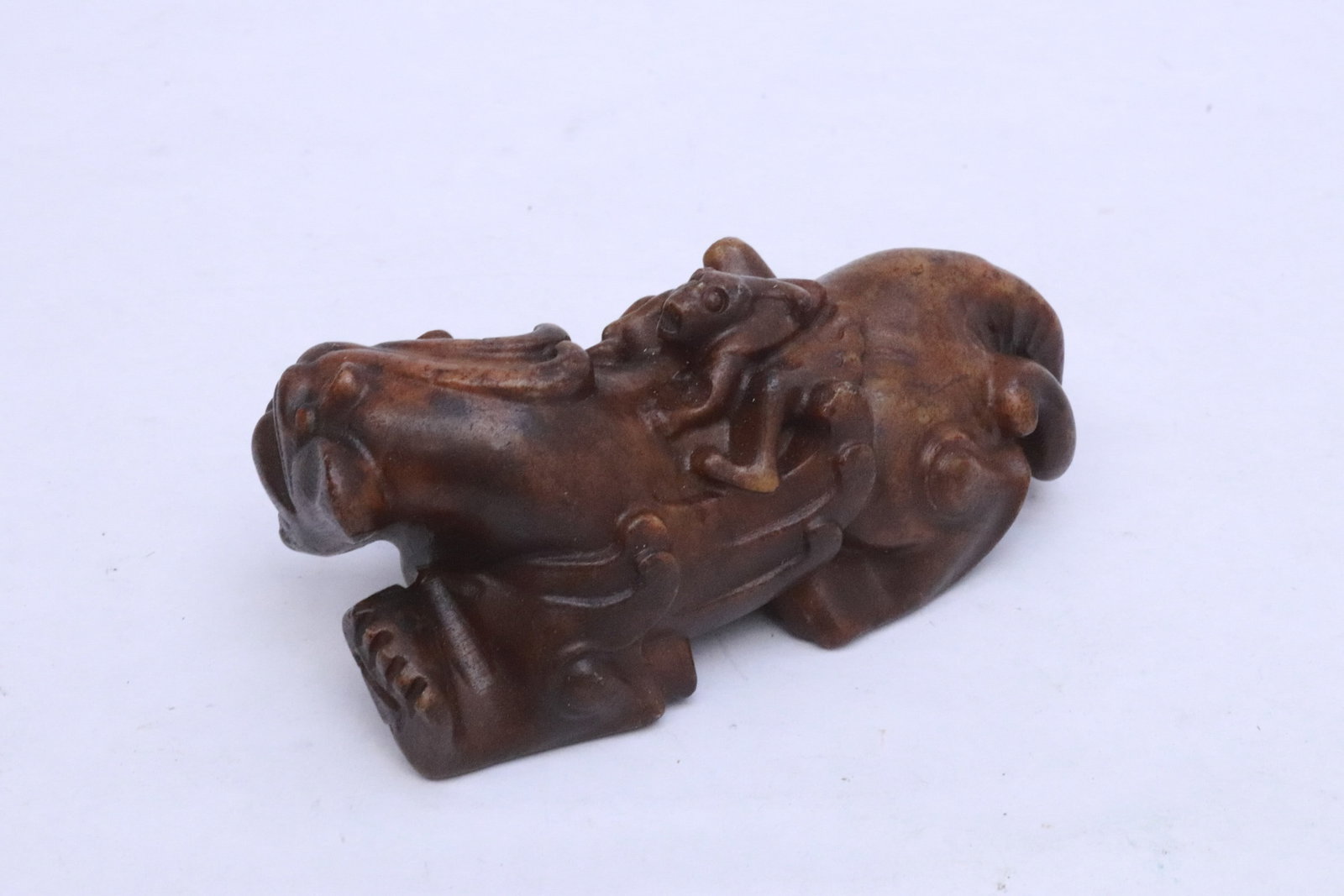 2 stone ornaments - 6