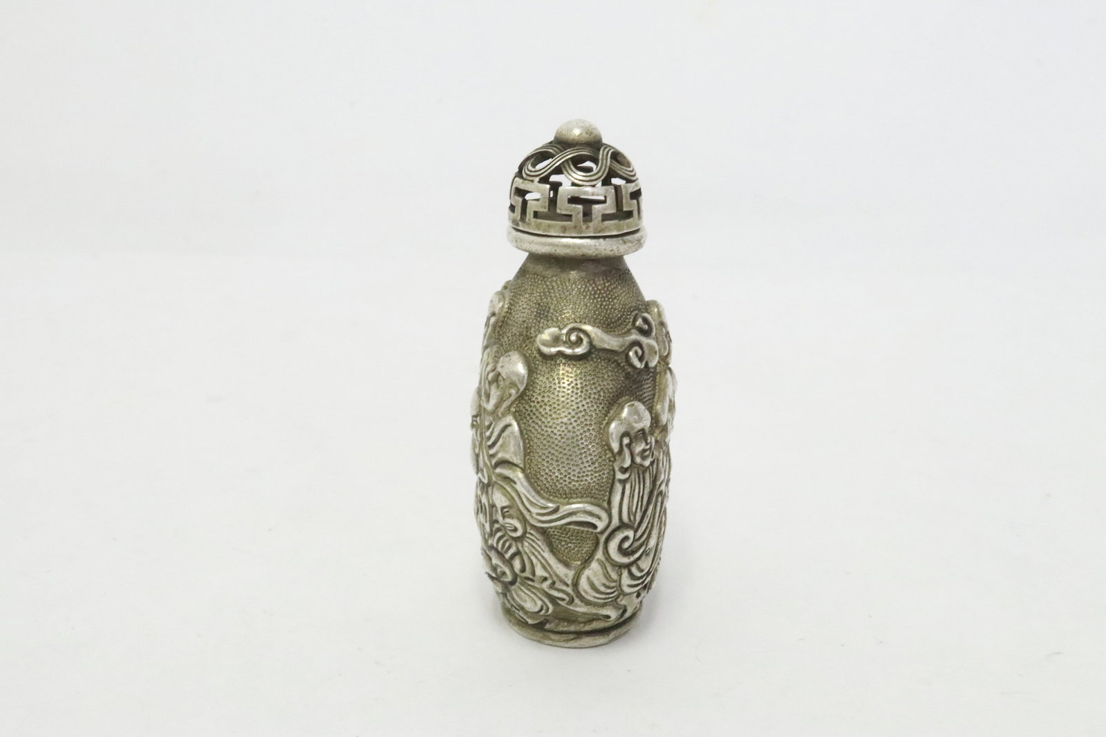 White bronze snuff bottle - 3