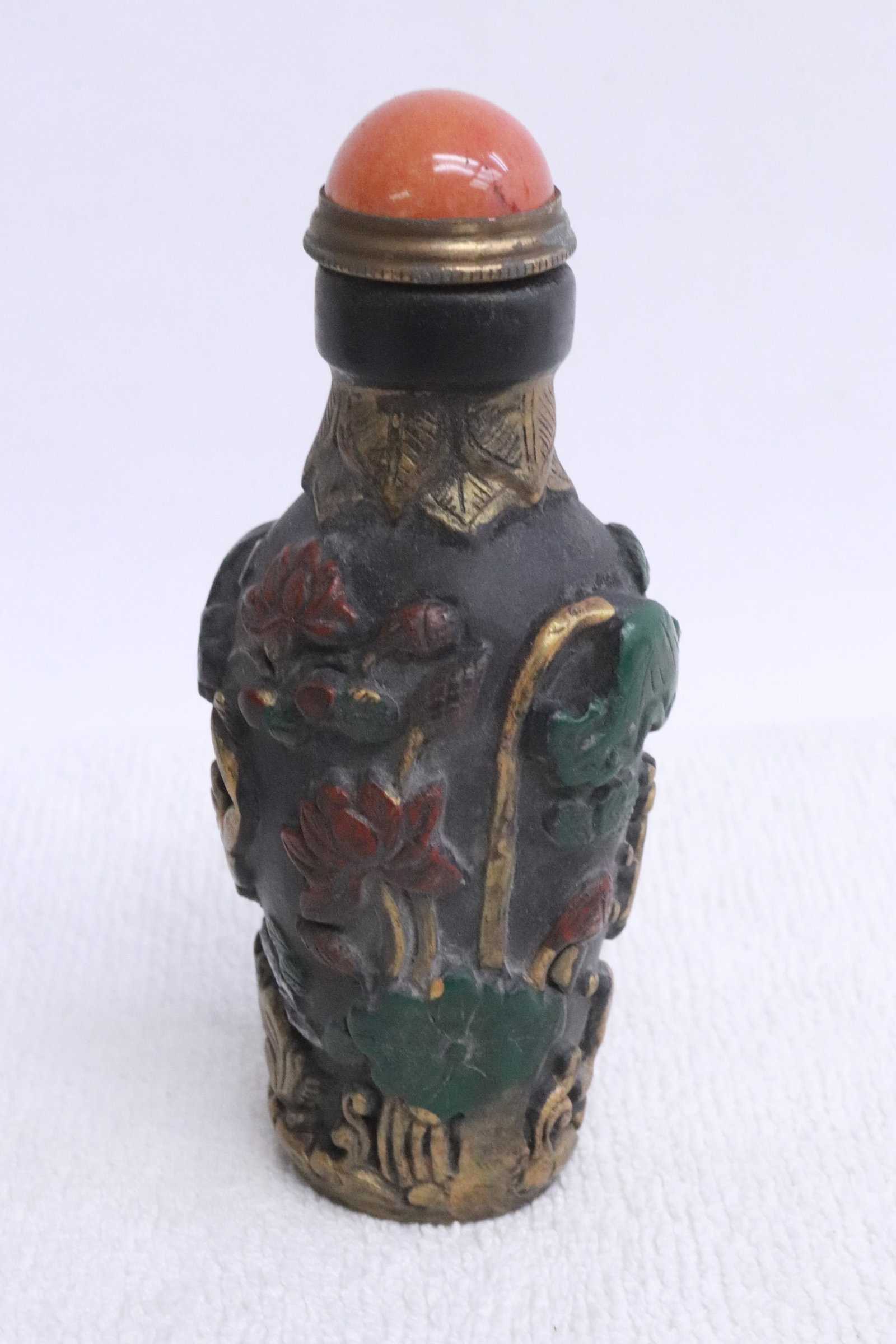 Overlay stone snuff bottle - 3