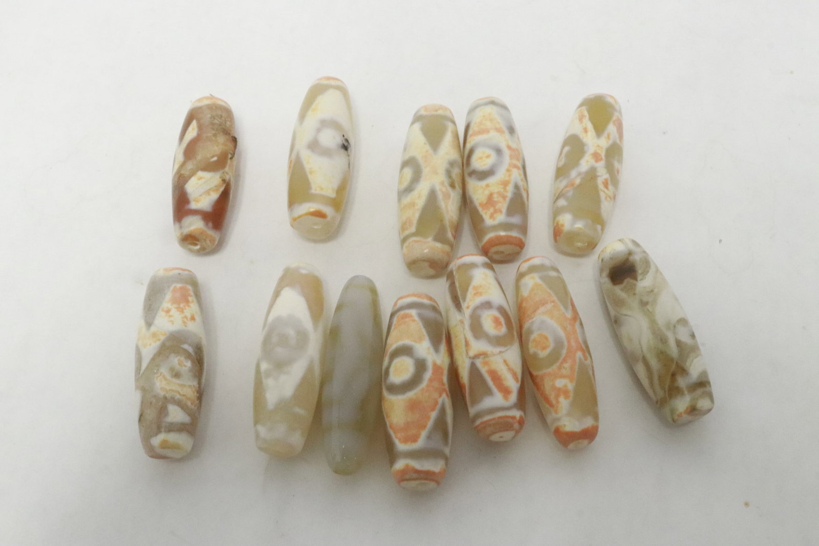 Lot of beads: Lot of beads, 1.5"x0.5"dia - 1.63"x0.4"dia