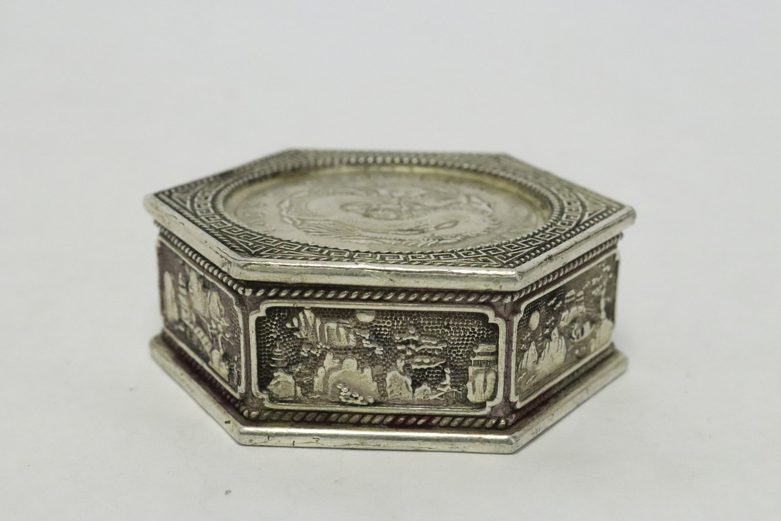 A white bronze box - 2