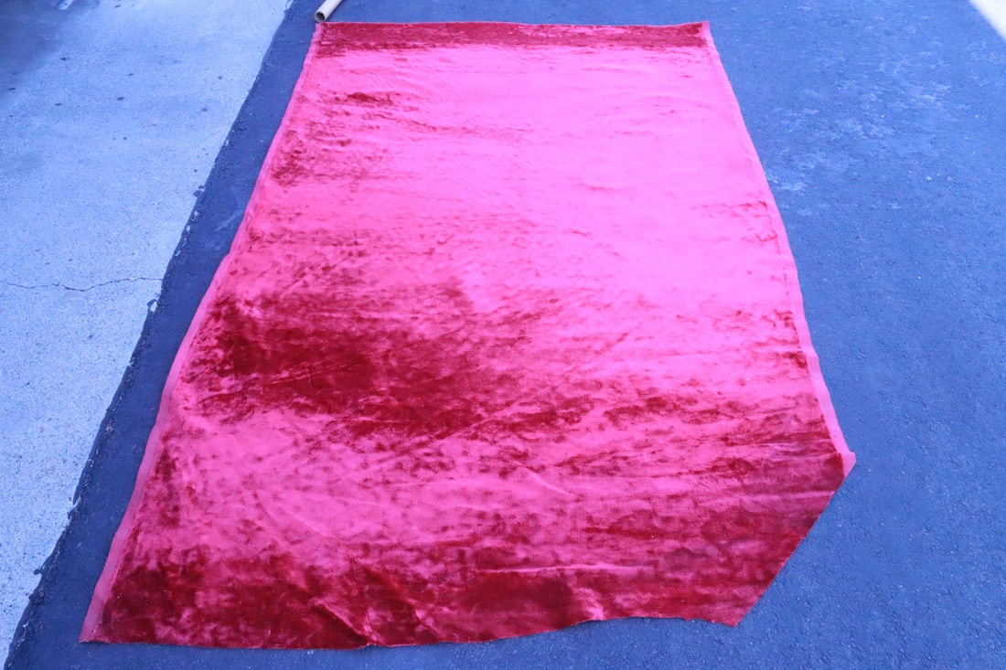 Velvet like fabric roll (1 of 5)