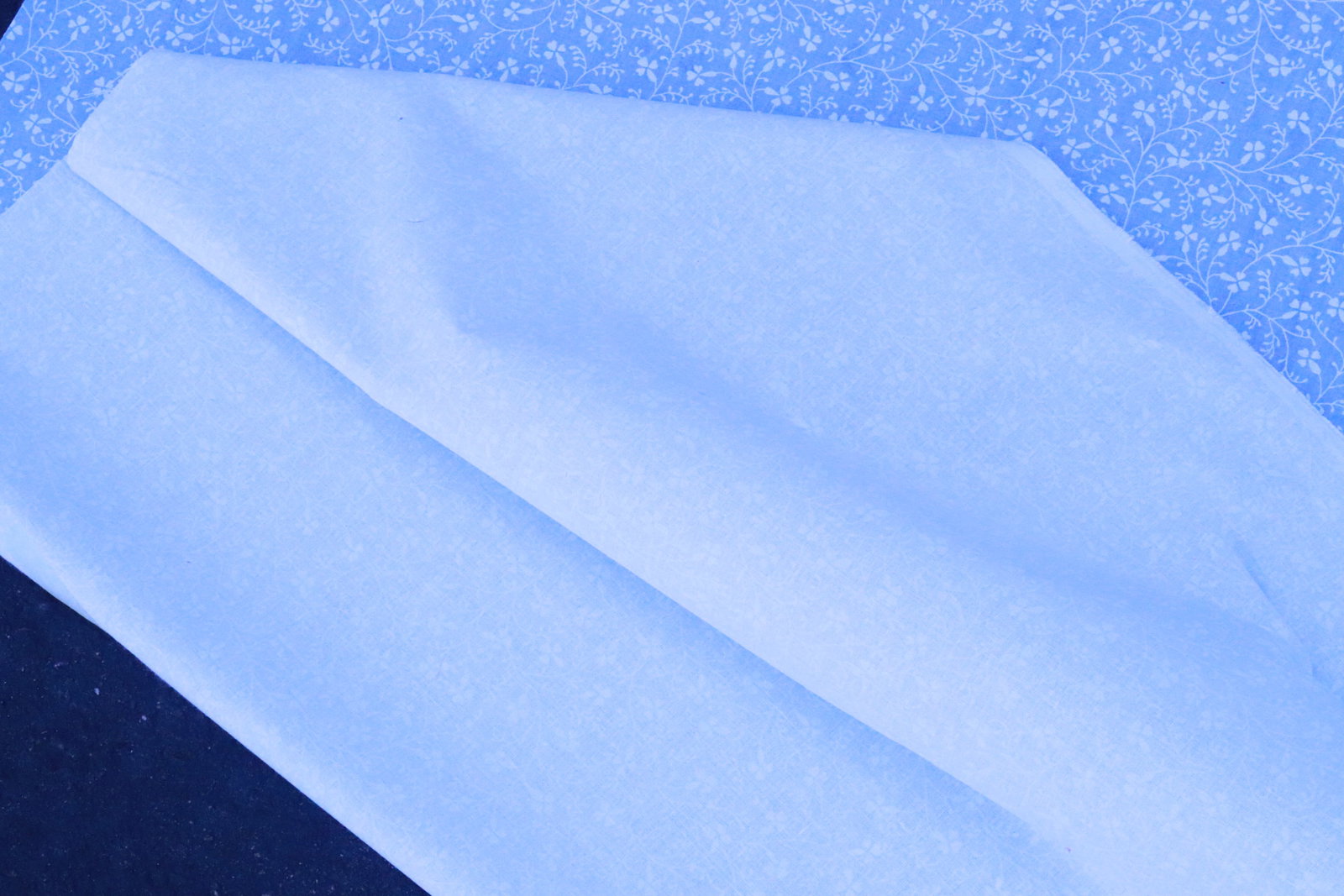 2 fabric rolls - 8