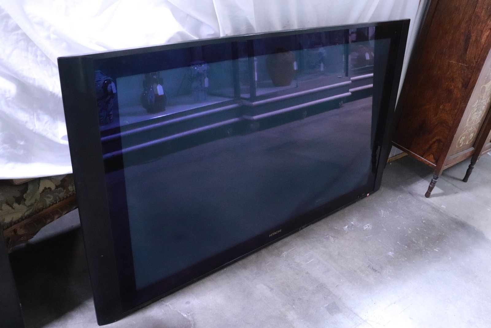 Hitachi, 62" TV, model 55HDX62: Hitachi, 62" TV, model 55HDX62, in working condition