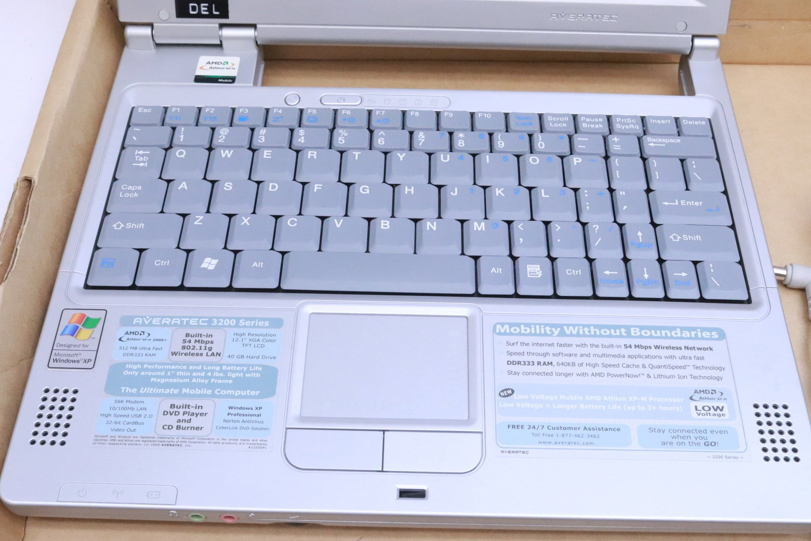 4 Averatec laptop computers - 8