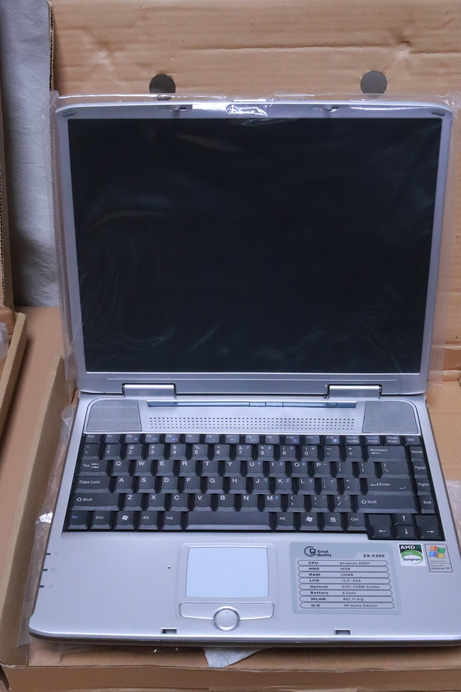 3 laptop computers, all NIB - 4