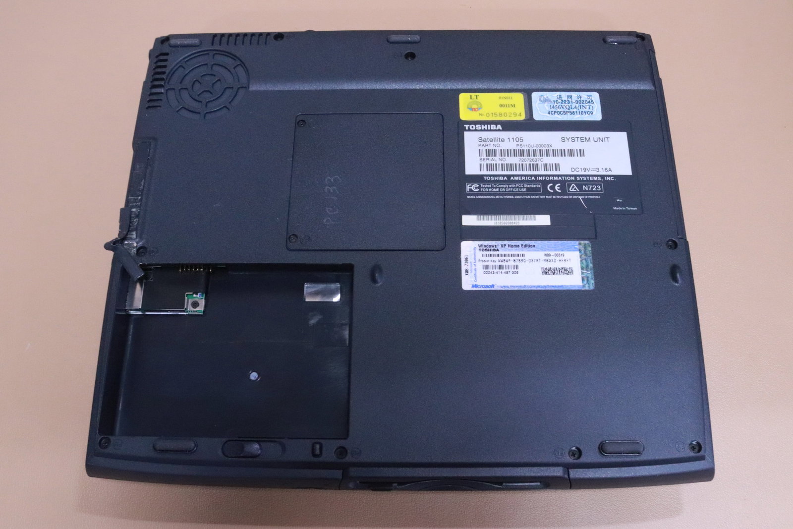 3 laptop computers - 3