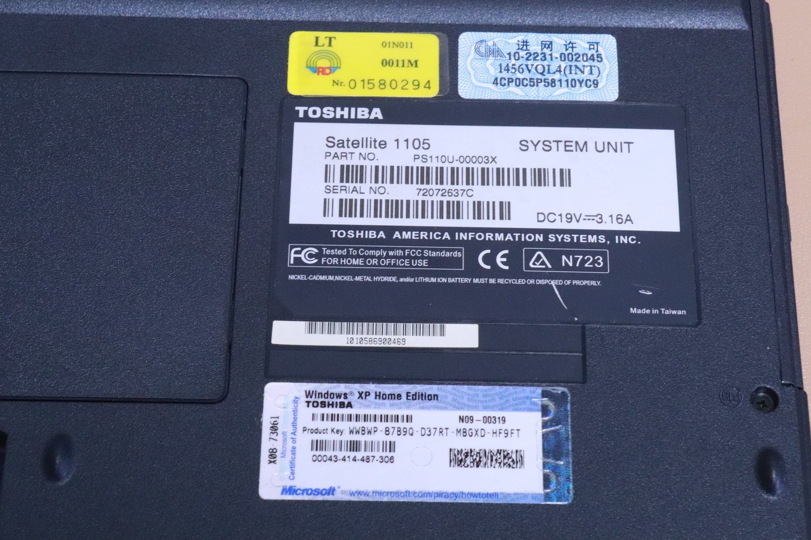 3 laptop computers - 4