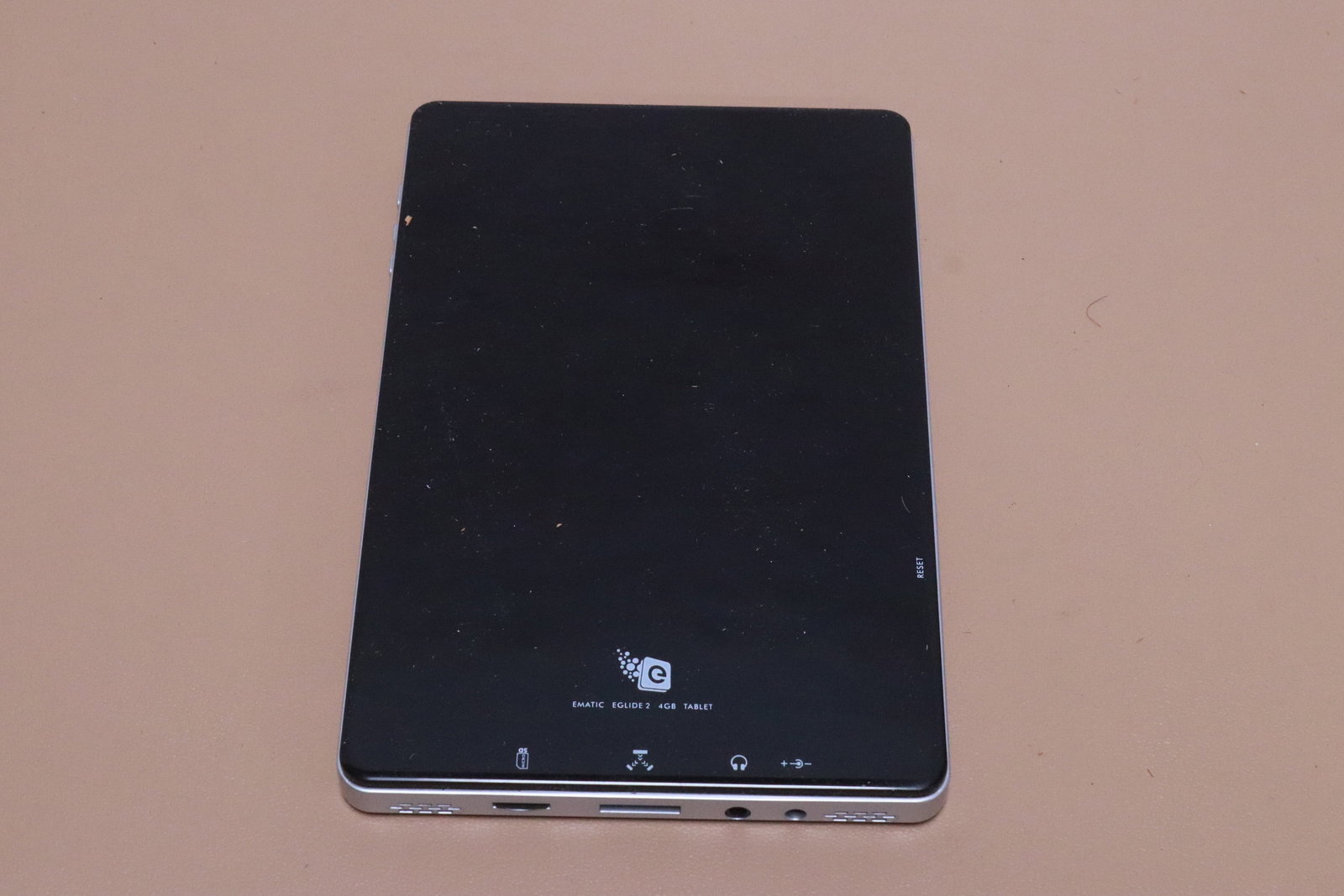 4 Notebook readers - 3