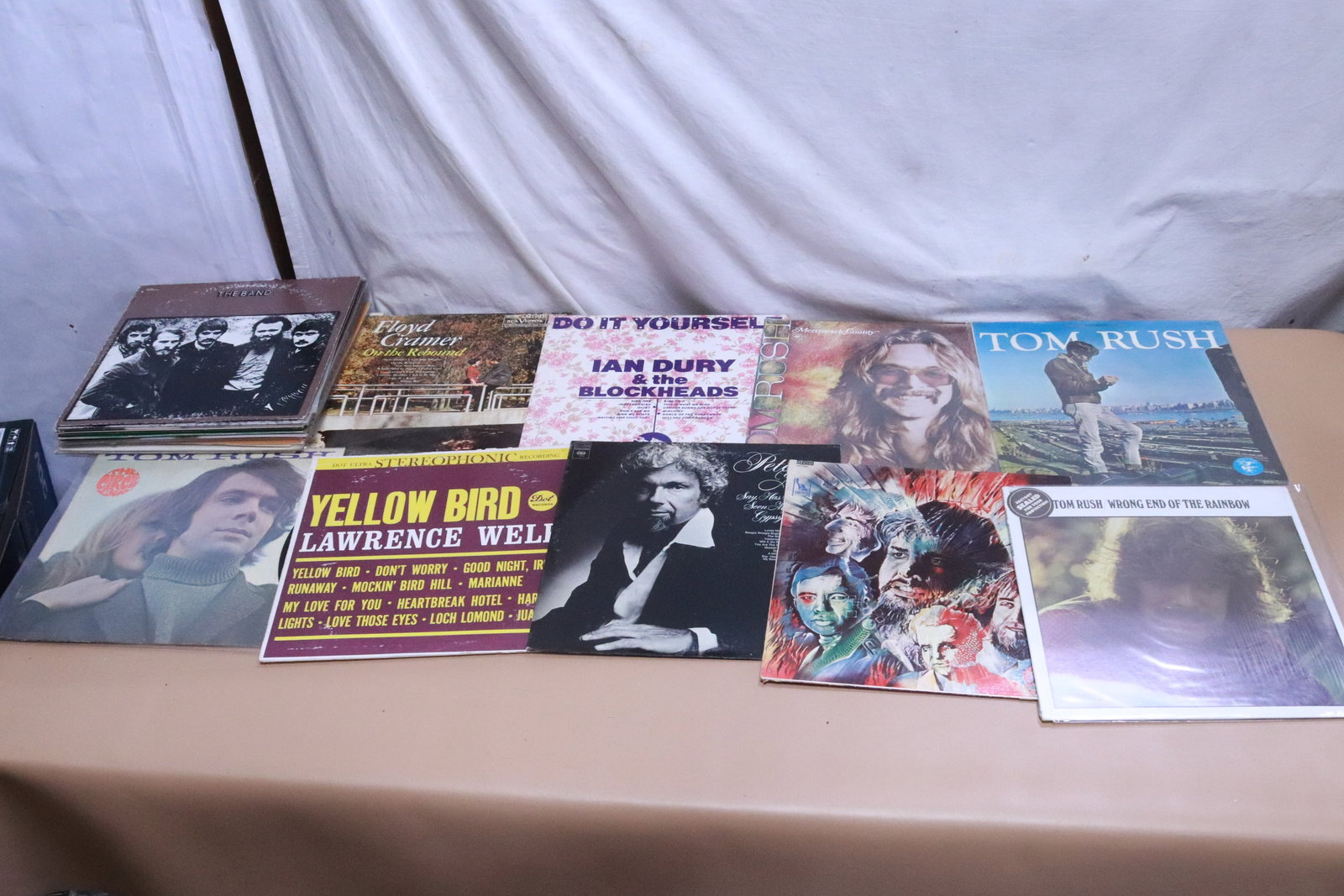 Over 20 vintage LP records: Over 20 vintage LP records