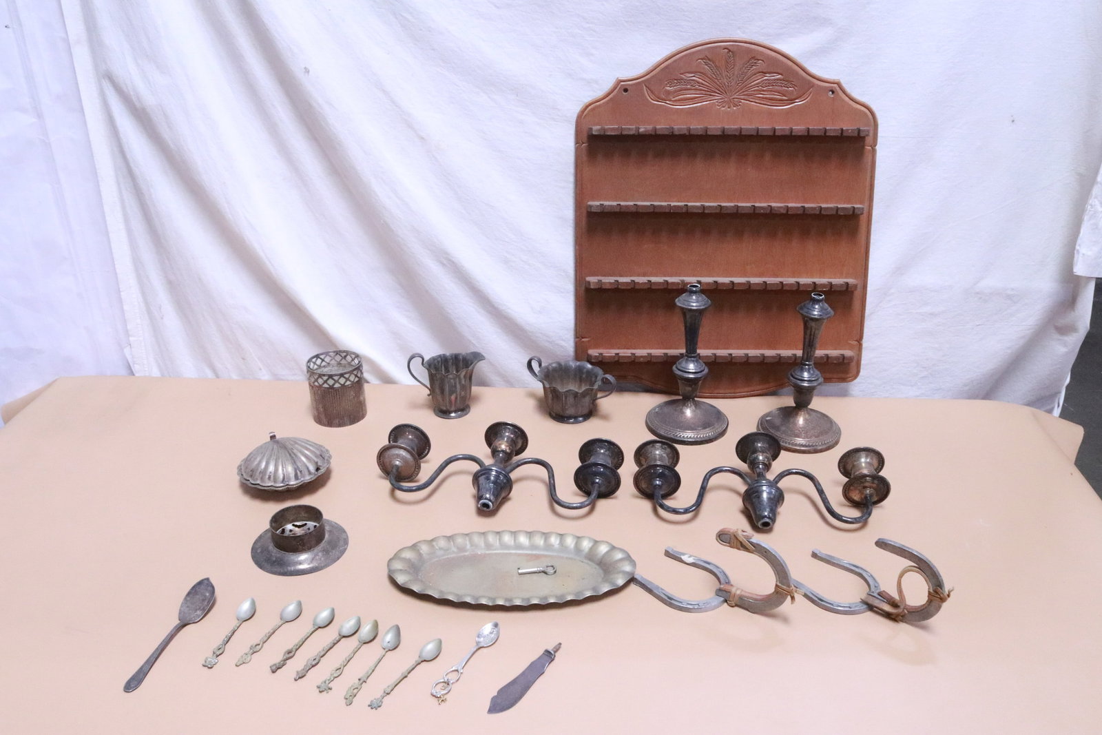Lot of silverplate items, & a wall hanging spoon rack: Lot of silverplate items, and a wall hanging spoon rack (20.6"x16.9"x1.4")
