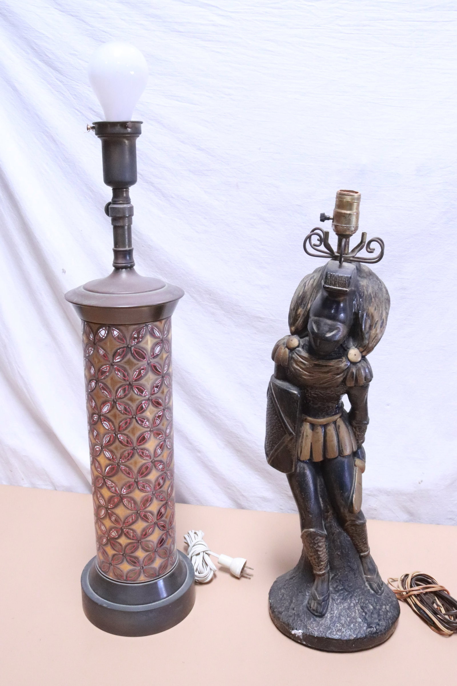 2 fancy table lamps (1 of 8)