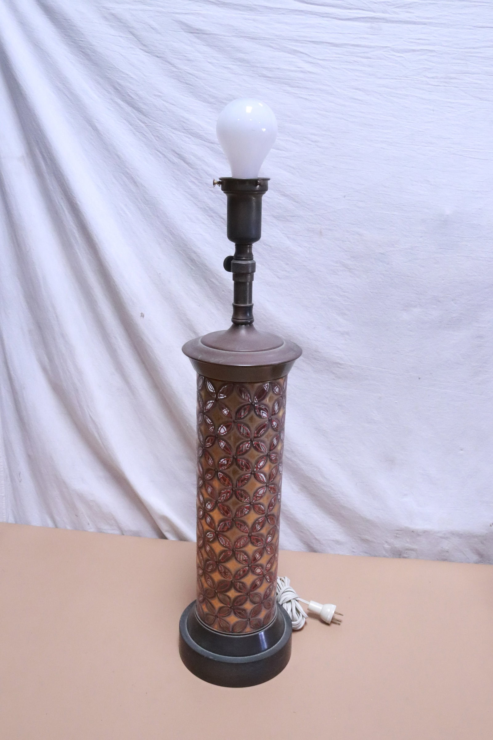 2 fancy table lamps - 6