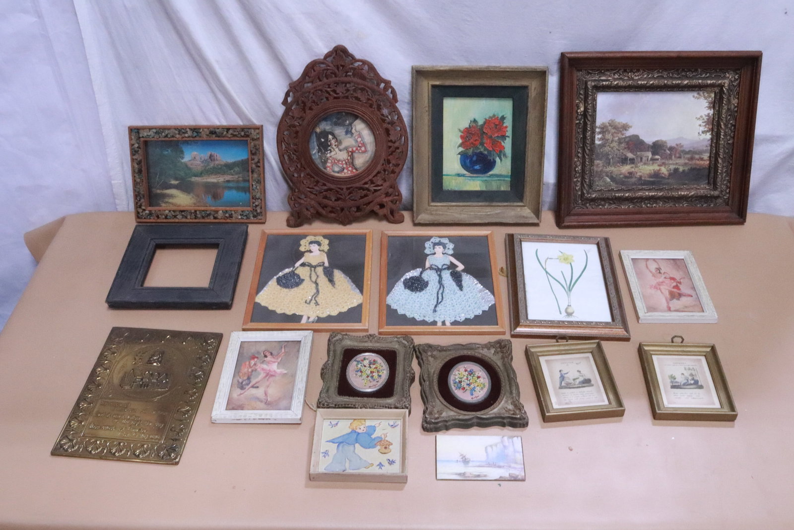 Lot of miniature frames (1 of 9)
