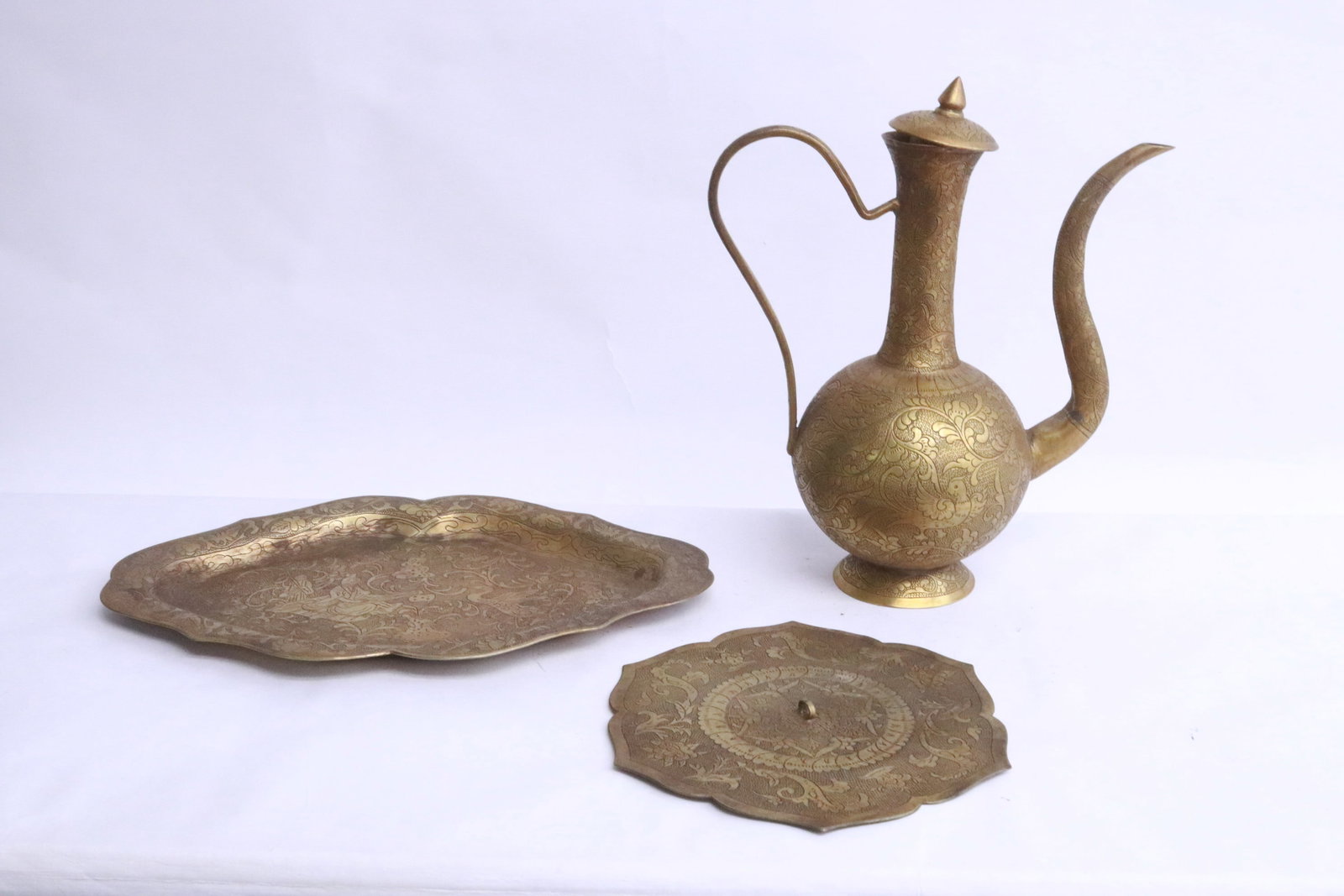 3 pieces Chinese gilt brass; a wine server, & 2 plates: 3 pieces Chinese gilt brass; a wine server (8.6"x7.3"x4"), and 2 plates (0.35"x6.2"x5.65", 0.65"x10"x6.25")