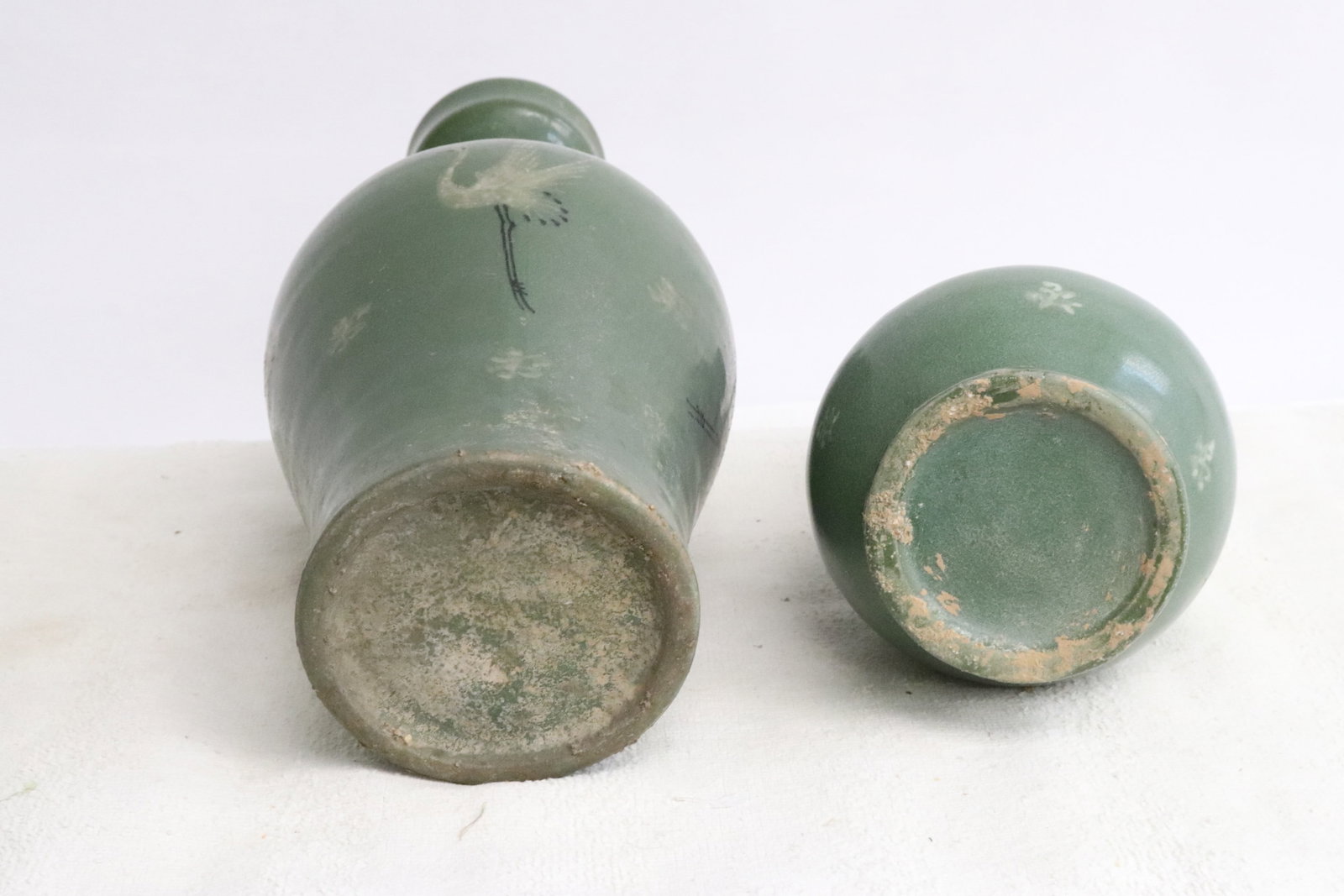 2 Korean celadon vases - 10