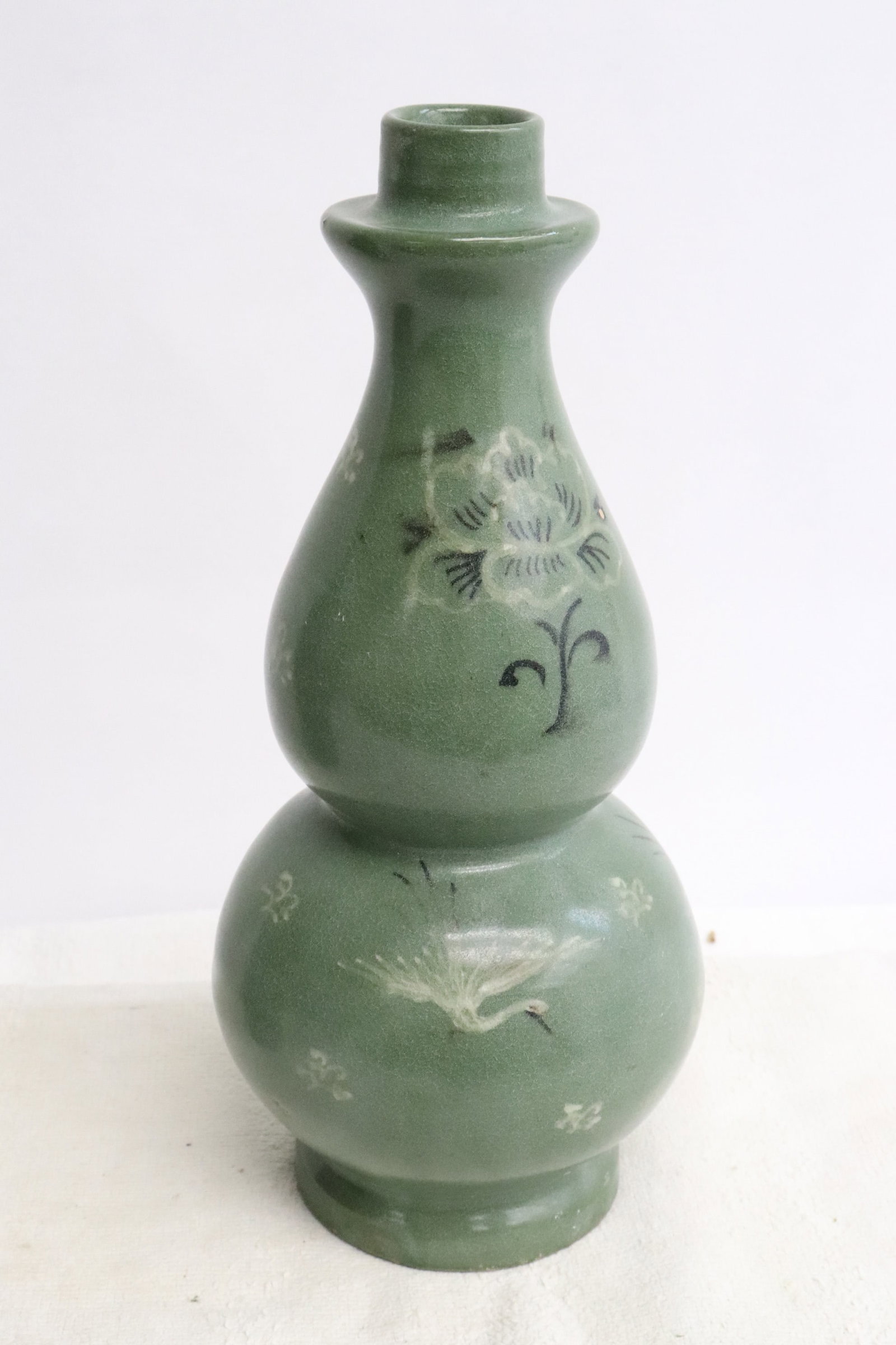 2 Korean celadon vases - 2