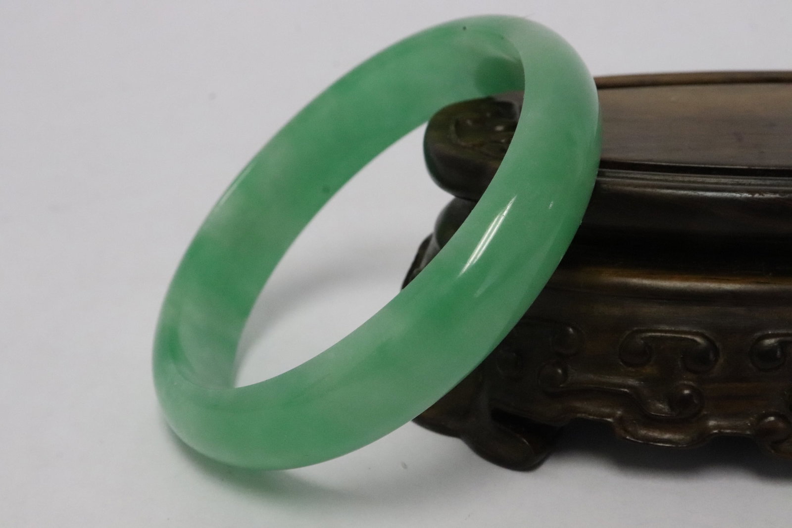 2 jadeite like bangles - 10