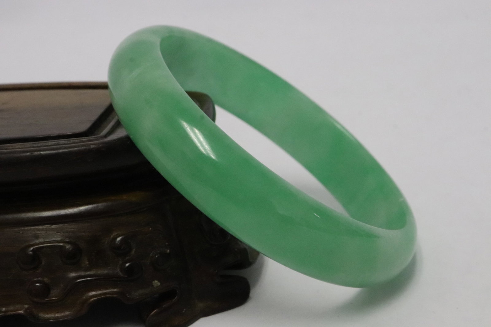 2 jadeite like bangles - 9