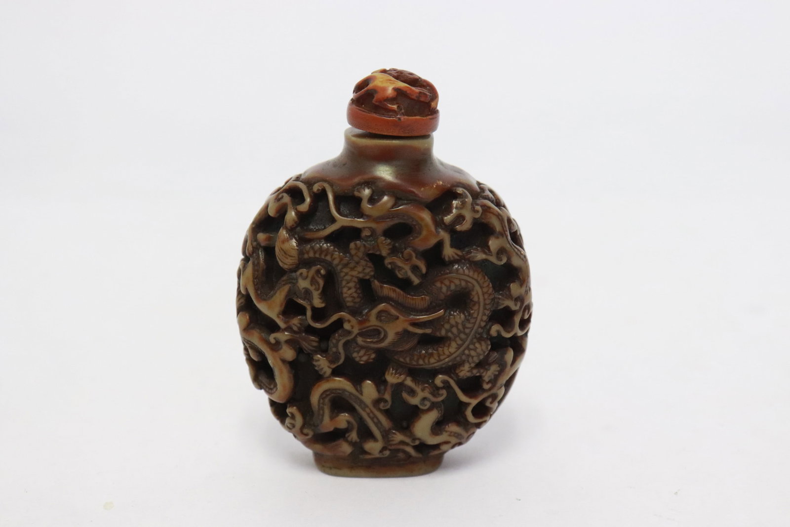 3 snuff bottles - 2