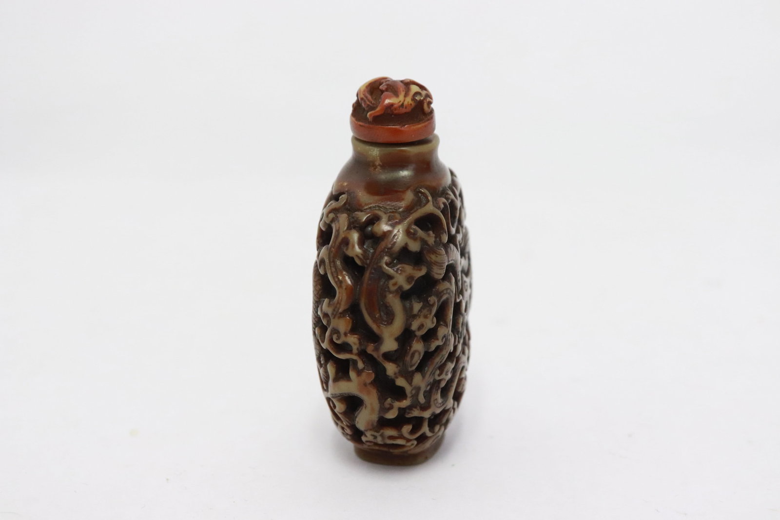 3 snuff bottles - 3