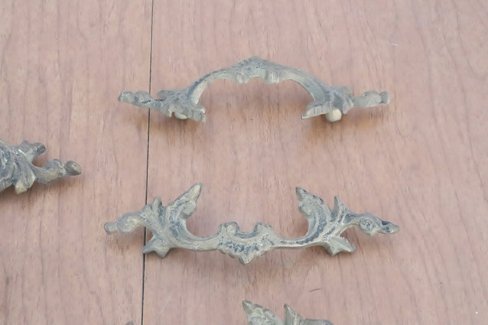 9 bronze drawer pulls - 5