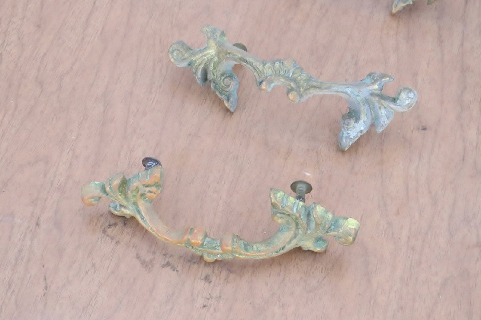 9 bronze drawer pulls - 7