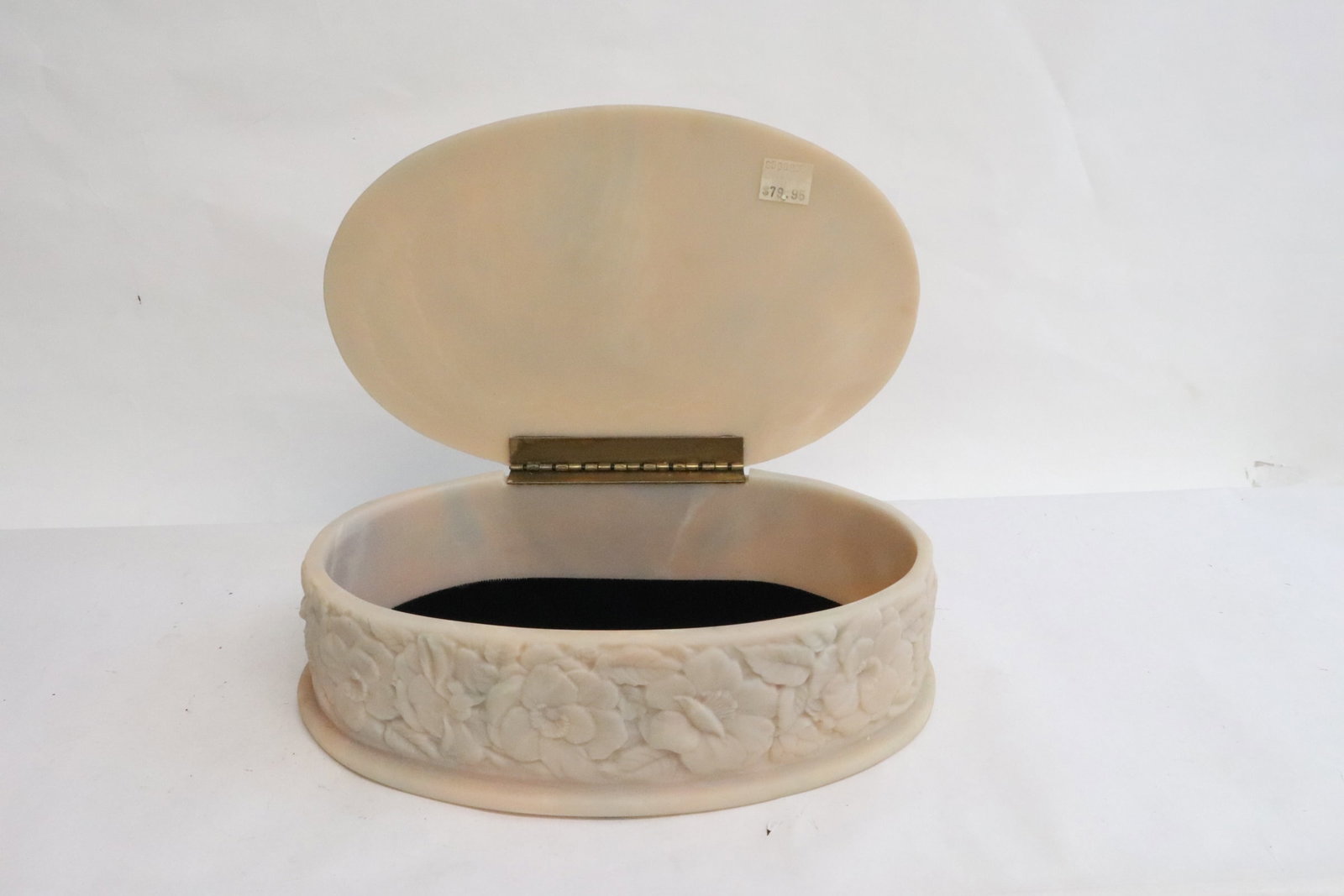 Beautiful incolay box - 6