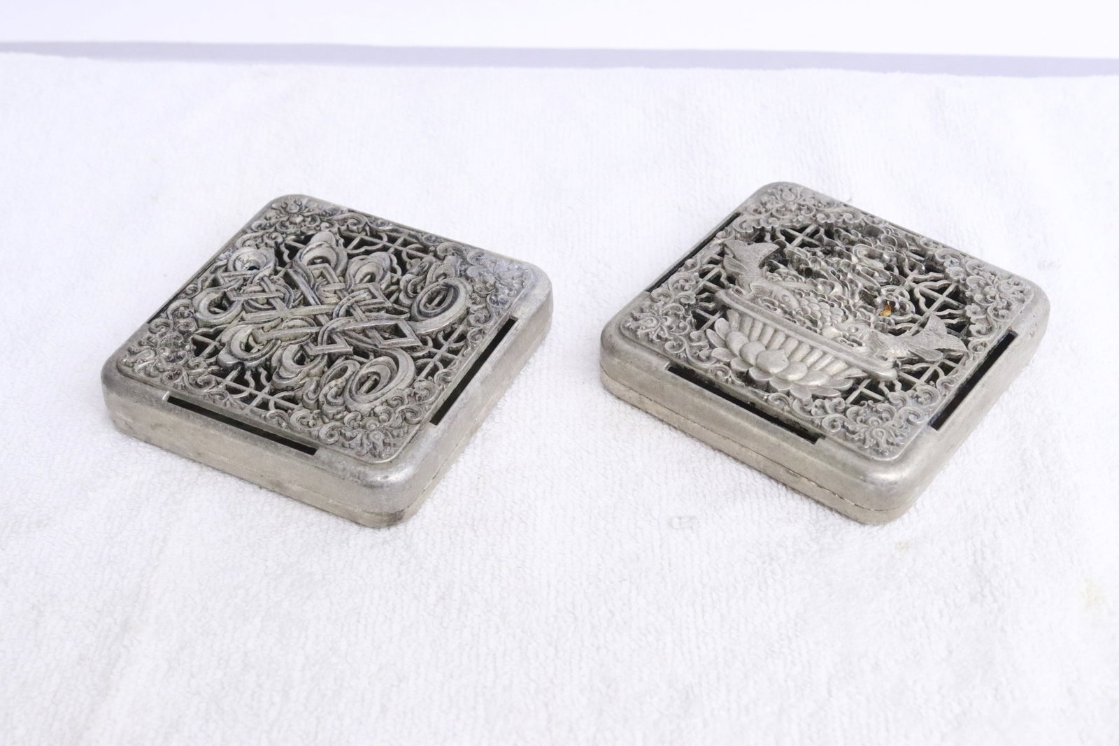 2 white metal scent boxes - 4