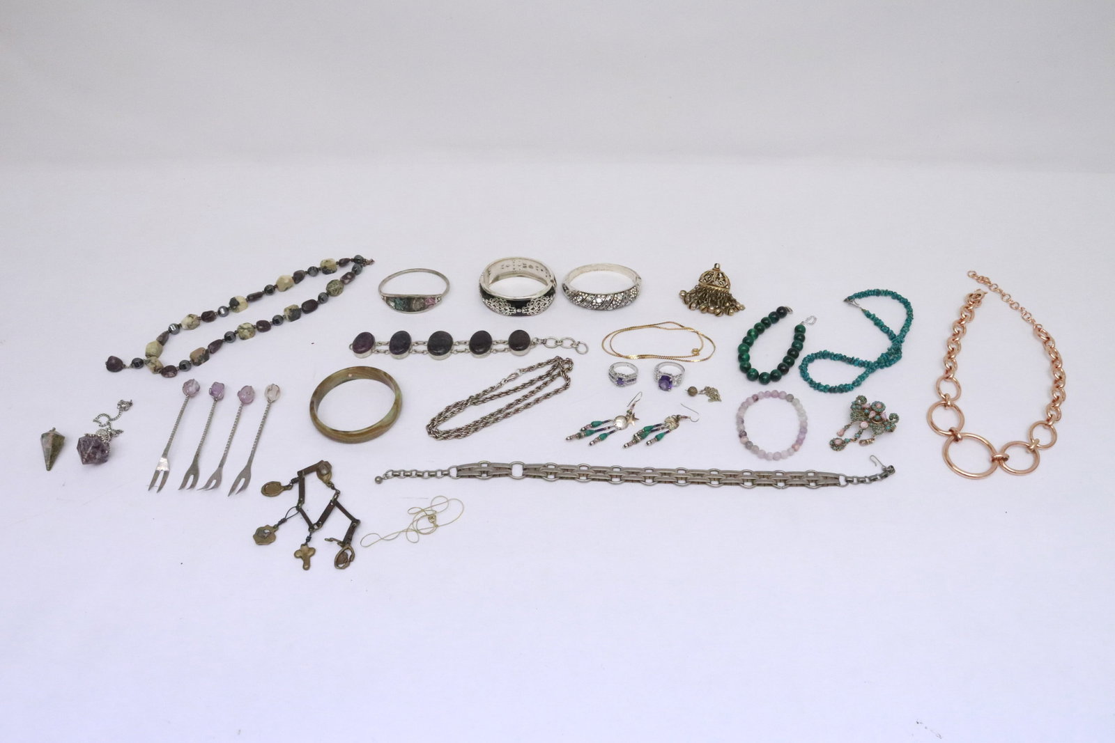 Lot of misc. jewelry (1 of 9)