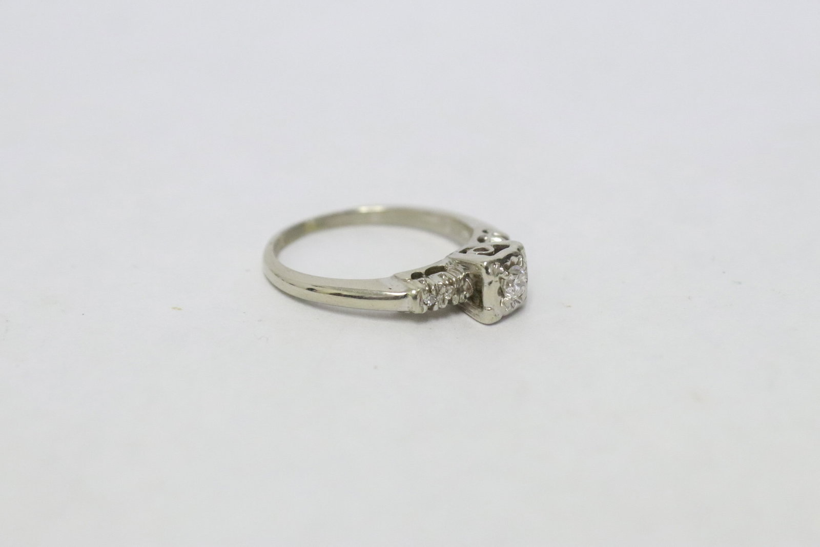 14K W/G diamond ring - 4