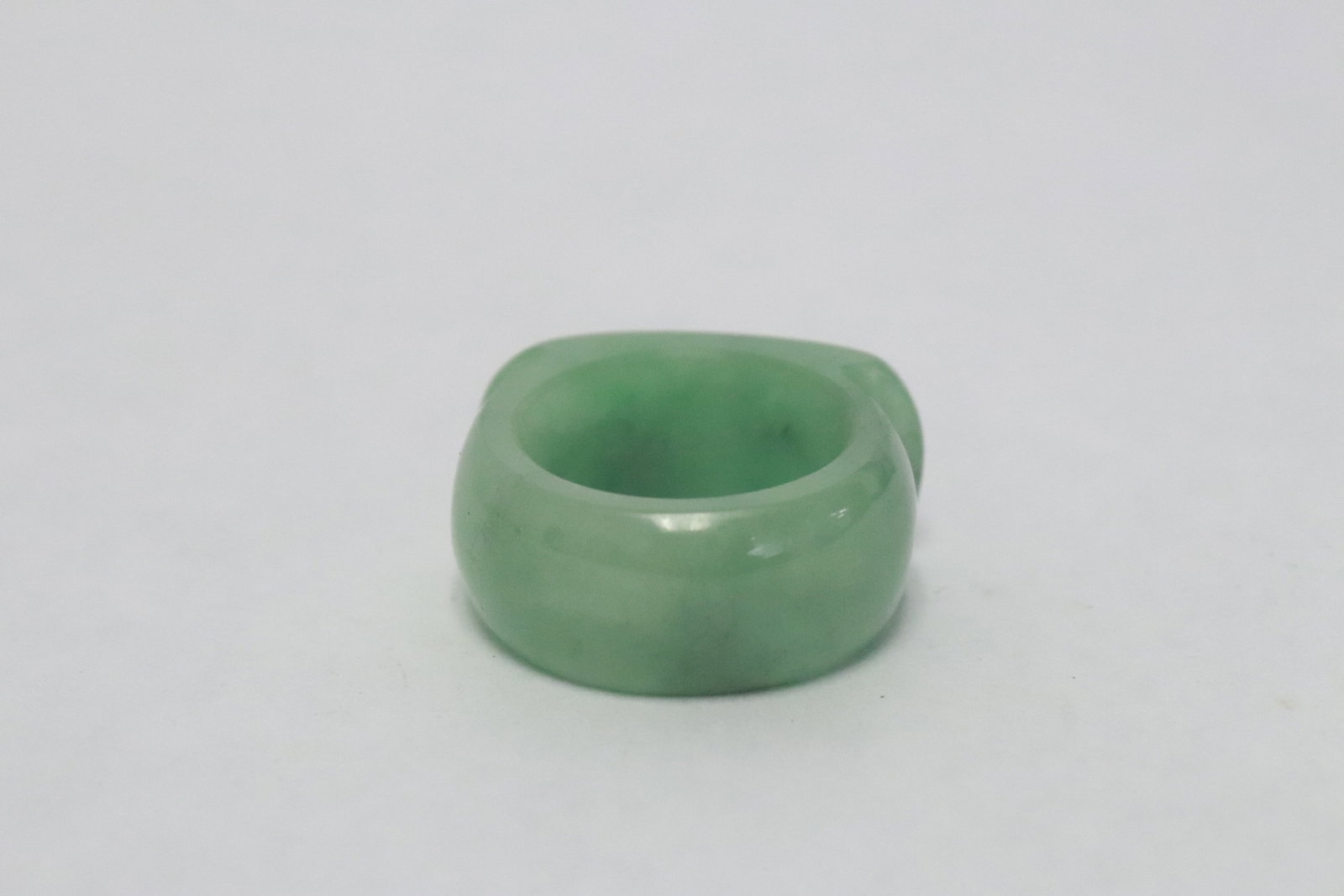 A jadeite bangle ring - 3