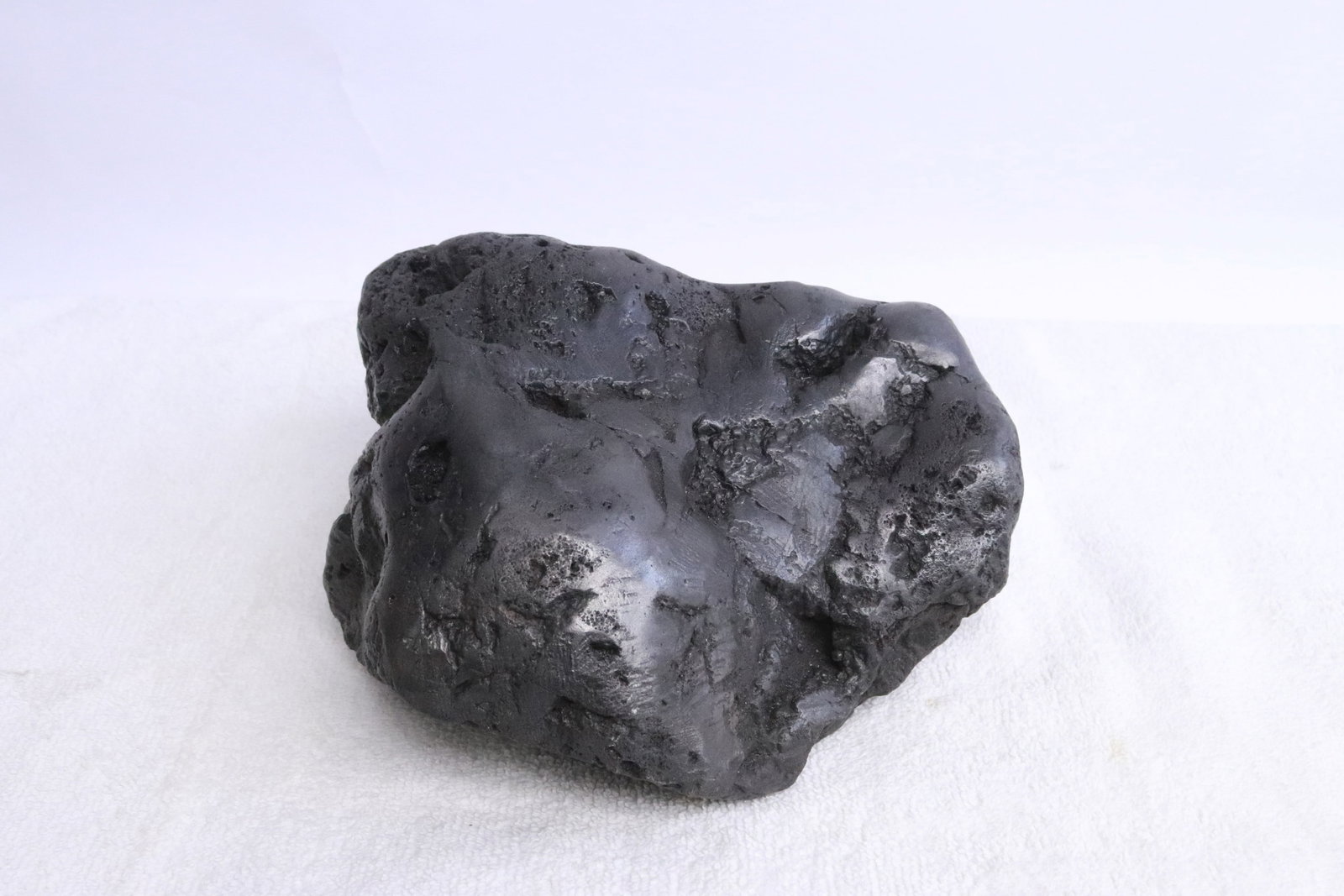 A meteor like stone magnetic: A meteor like stone magnetic, 3.8"x6.35"x6"