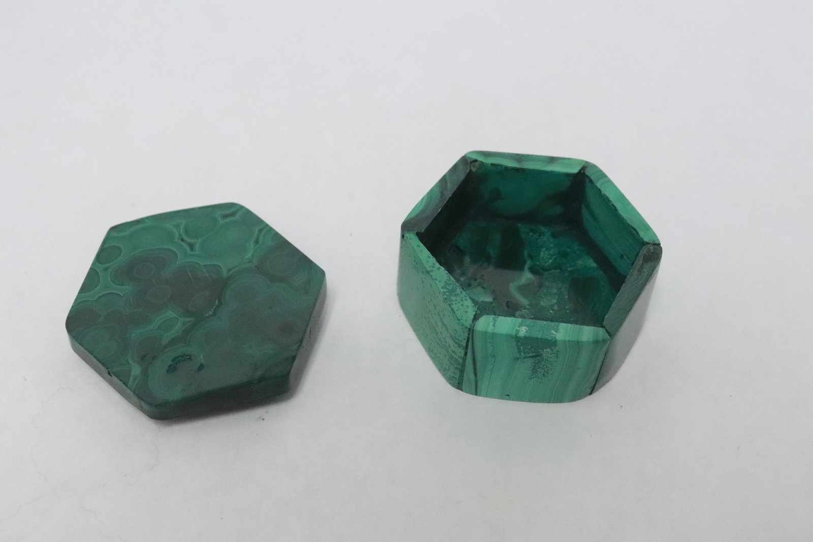 2 malachite boxes - 7