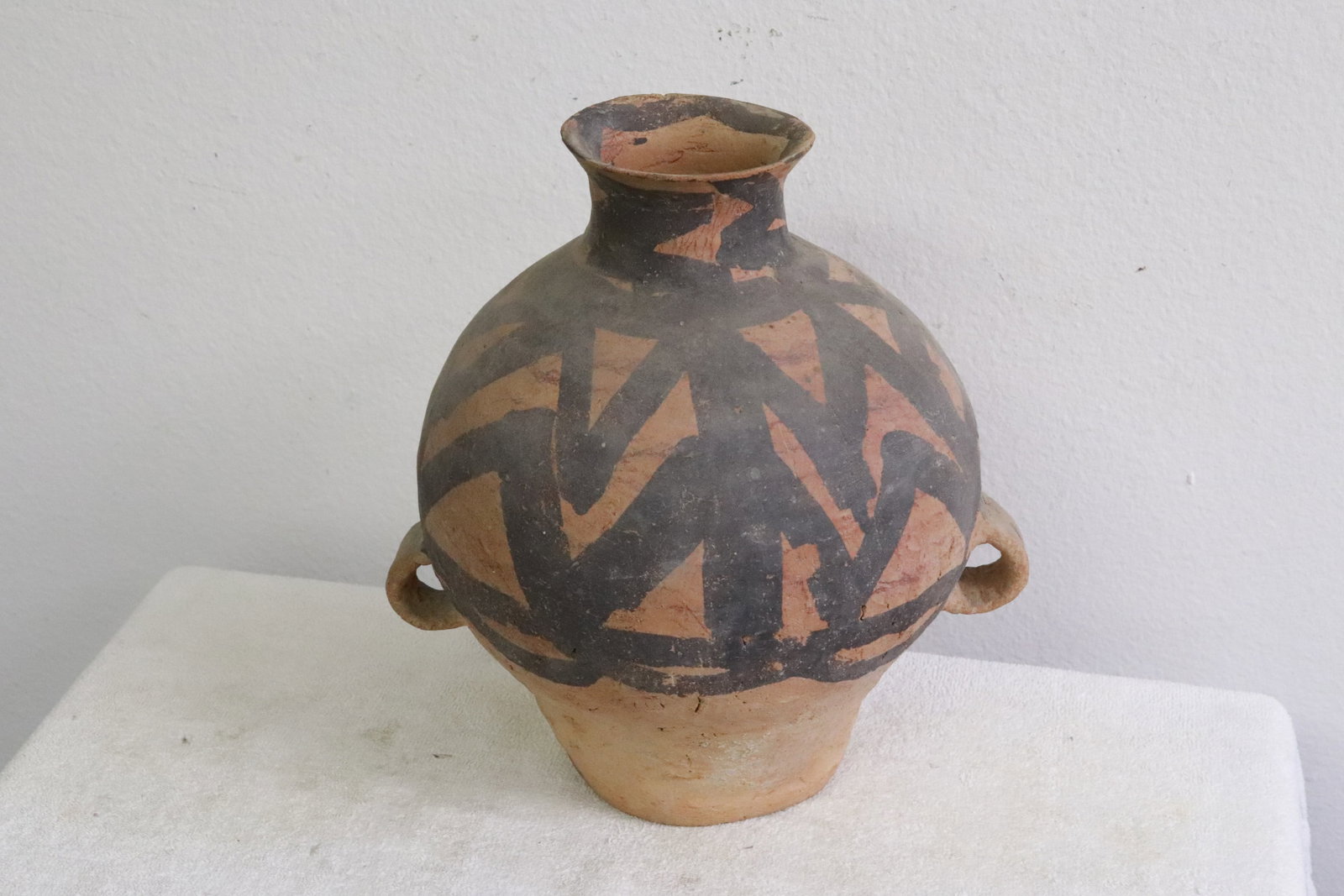 Chinese earthenware jar - 4
