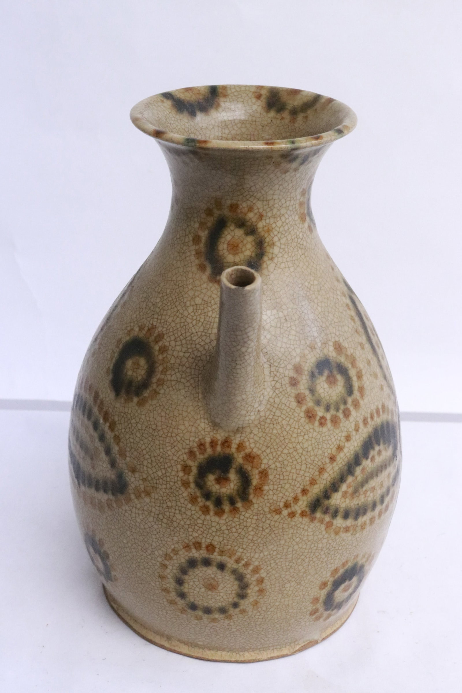 Chinese light brown earthenware wine server - 2